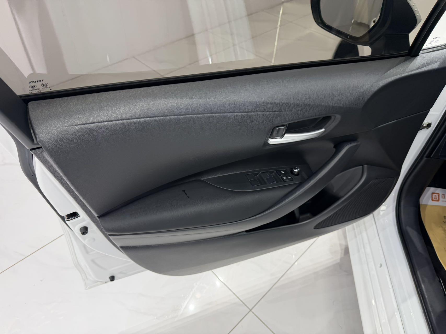 Toyota Corolla 2022, фото 8