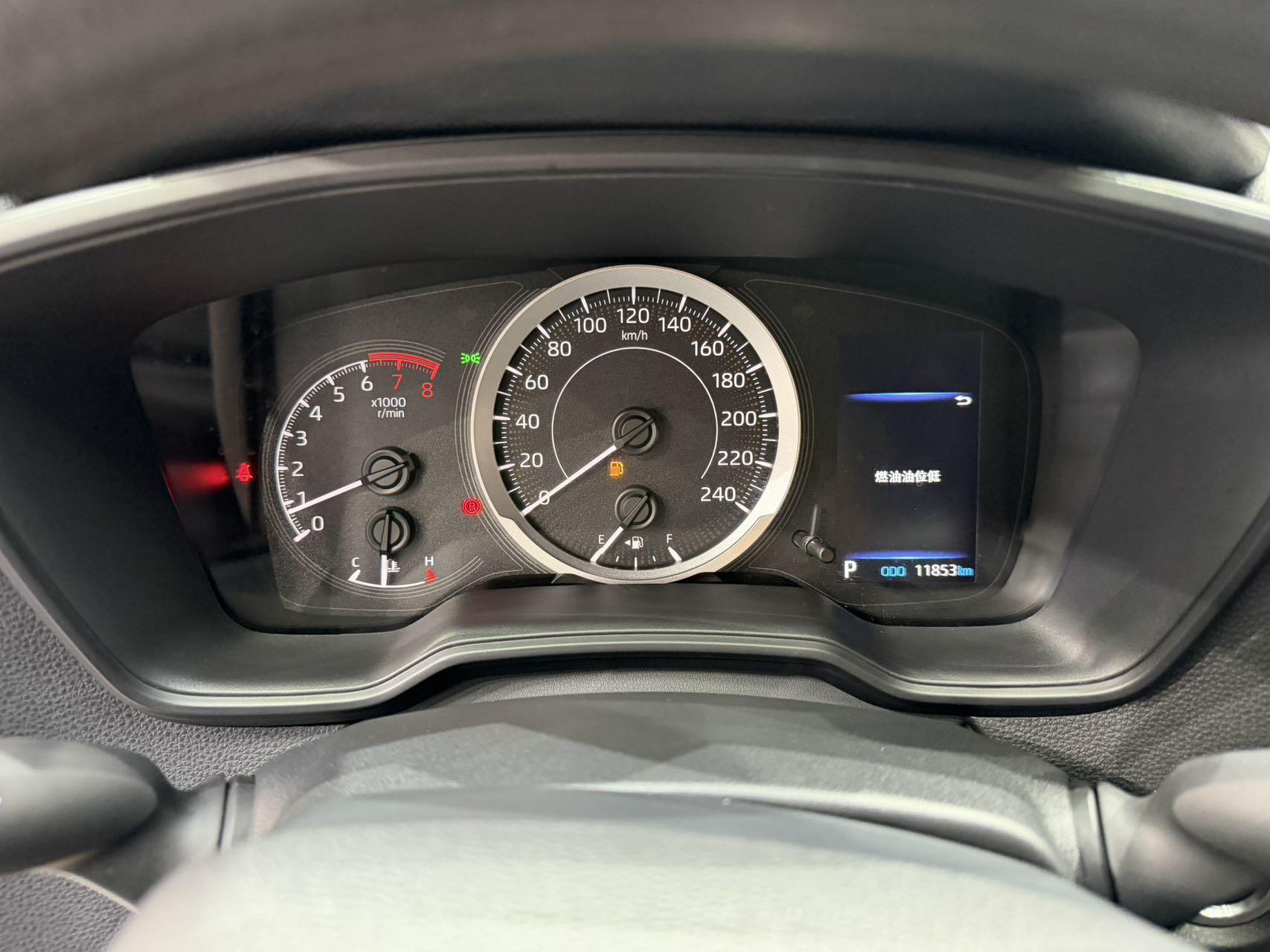Toyota Corolla 2022, фото 10