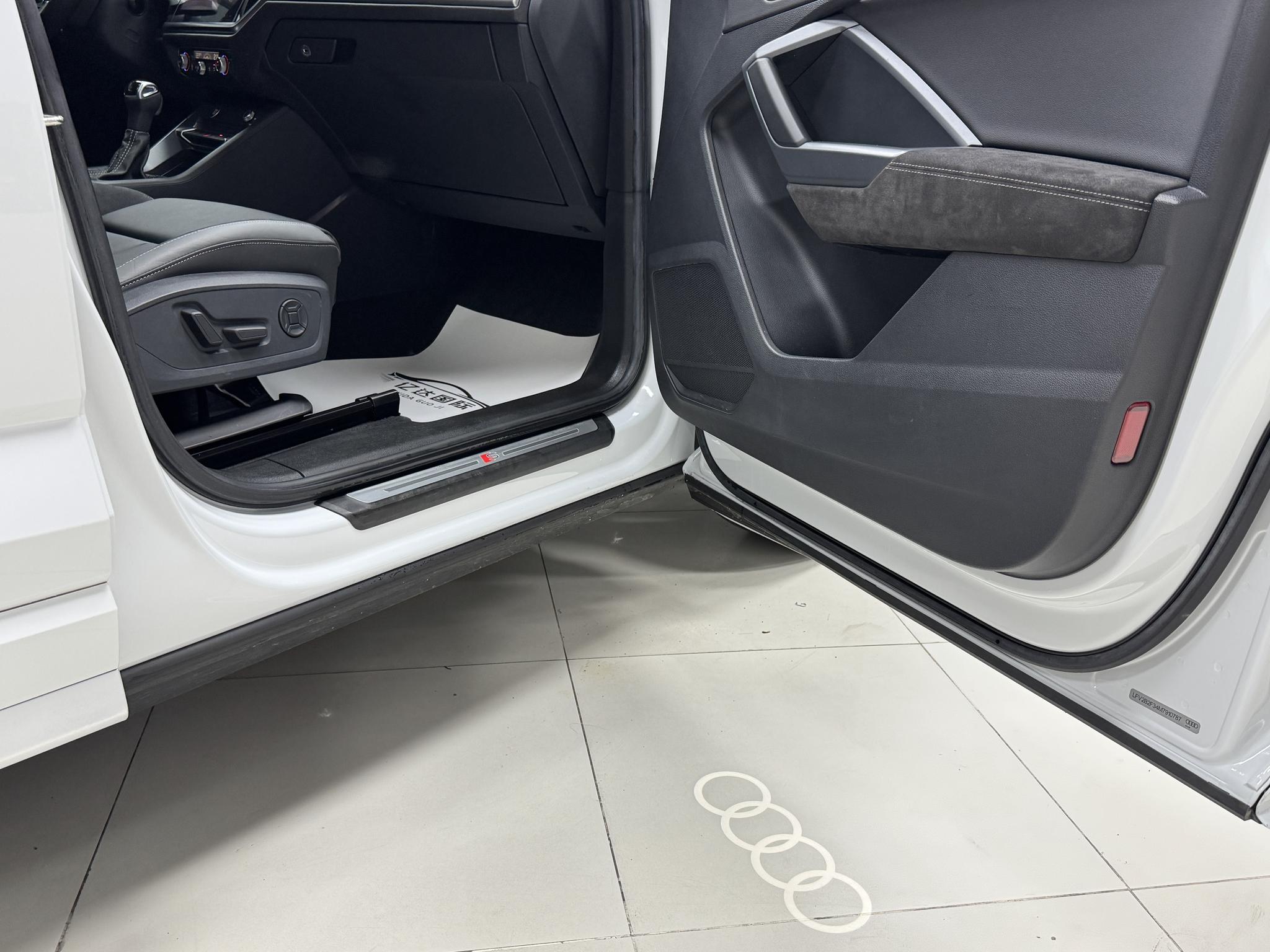 Audi Q3 Sportback 2022, фото 16