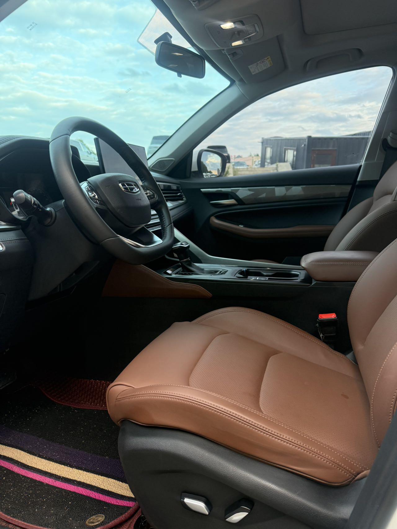 Geely Emgrand X6 2021, фото 4