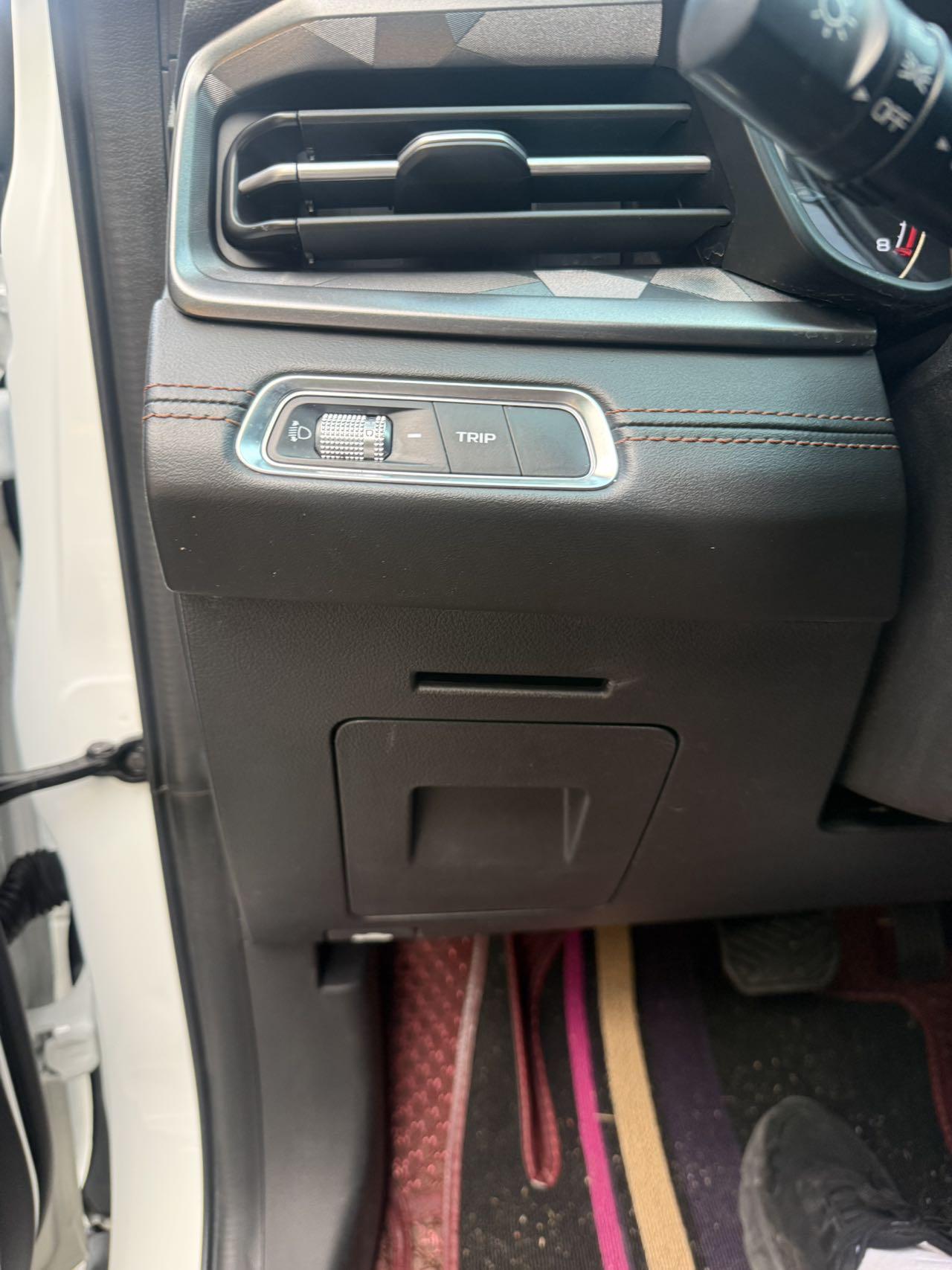 Geely Emgrand X6 2021, фото 13