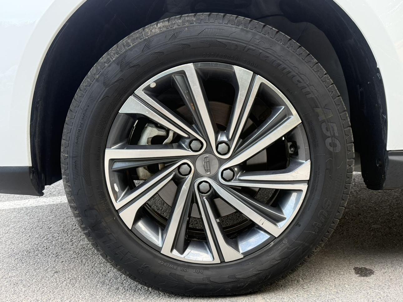 Geely Emgrand X6 2021, фото 15
