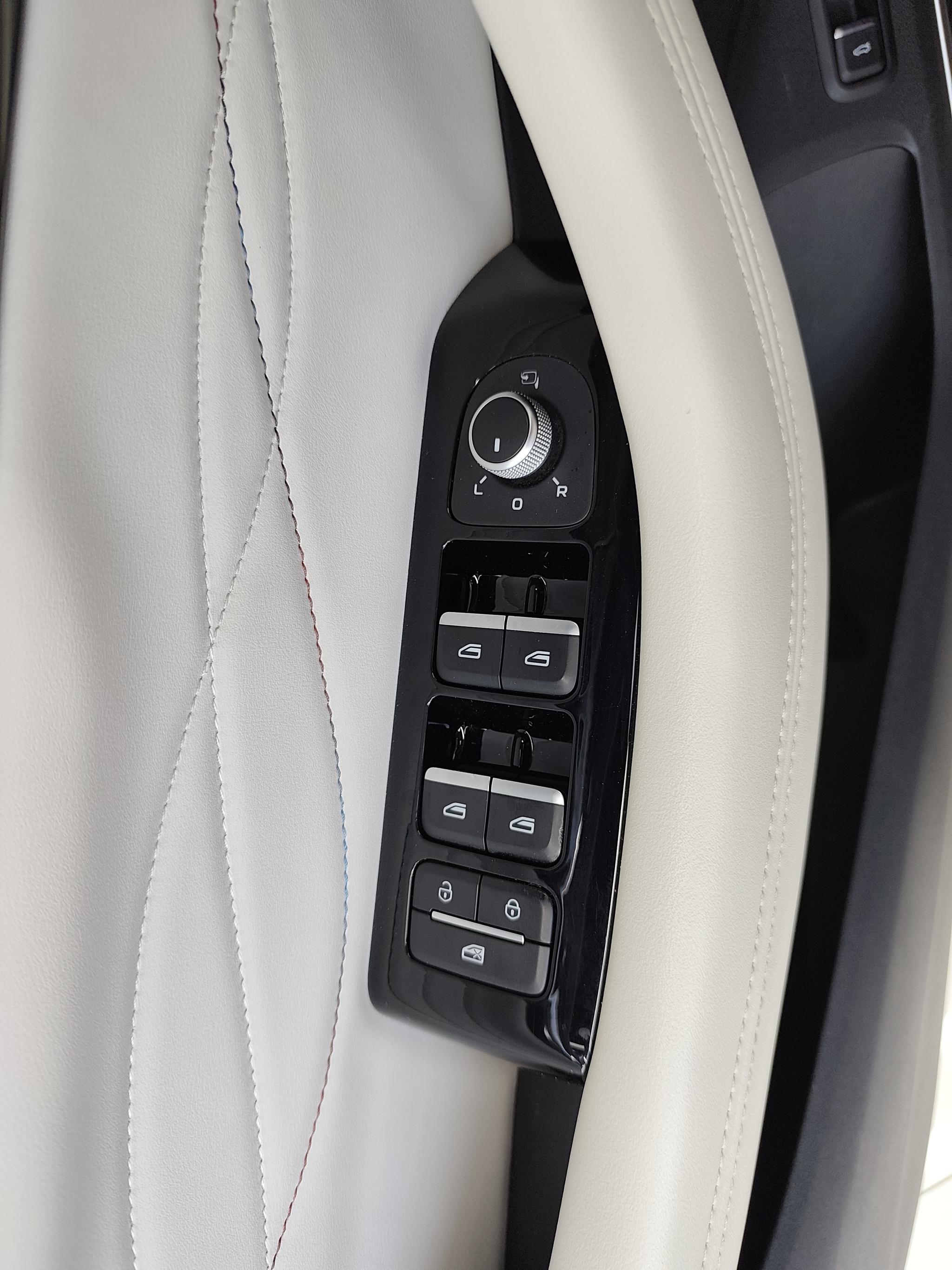 Geely Xingyue L 2021, фото 14