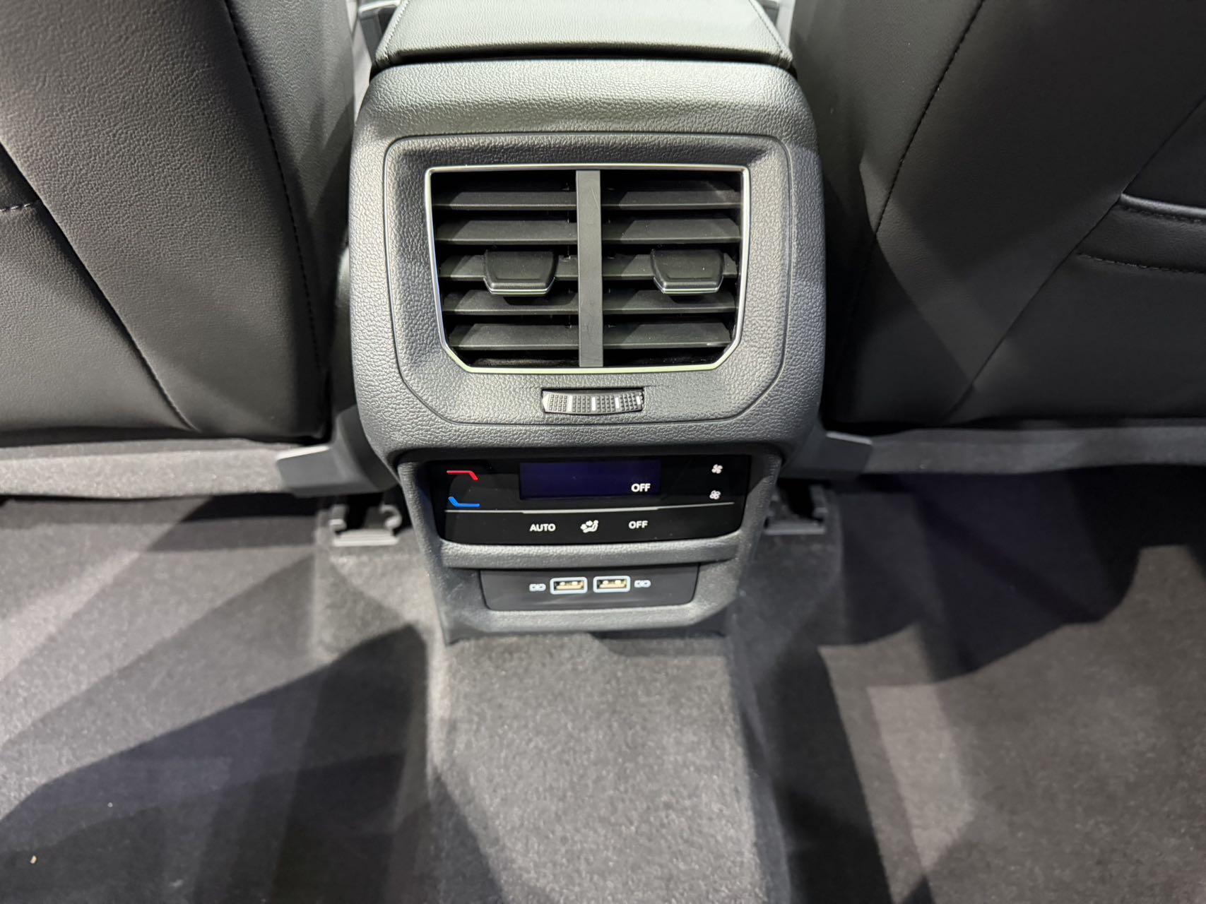 Volkswagen Tayron 2022, фото 15