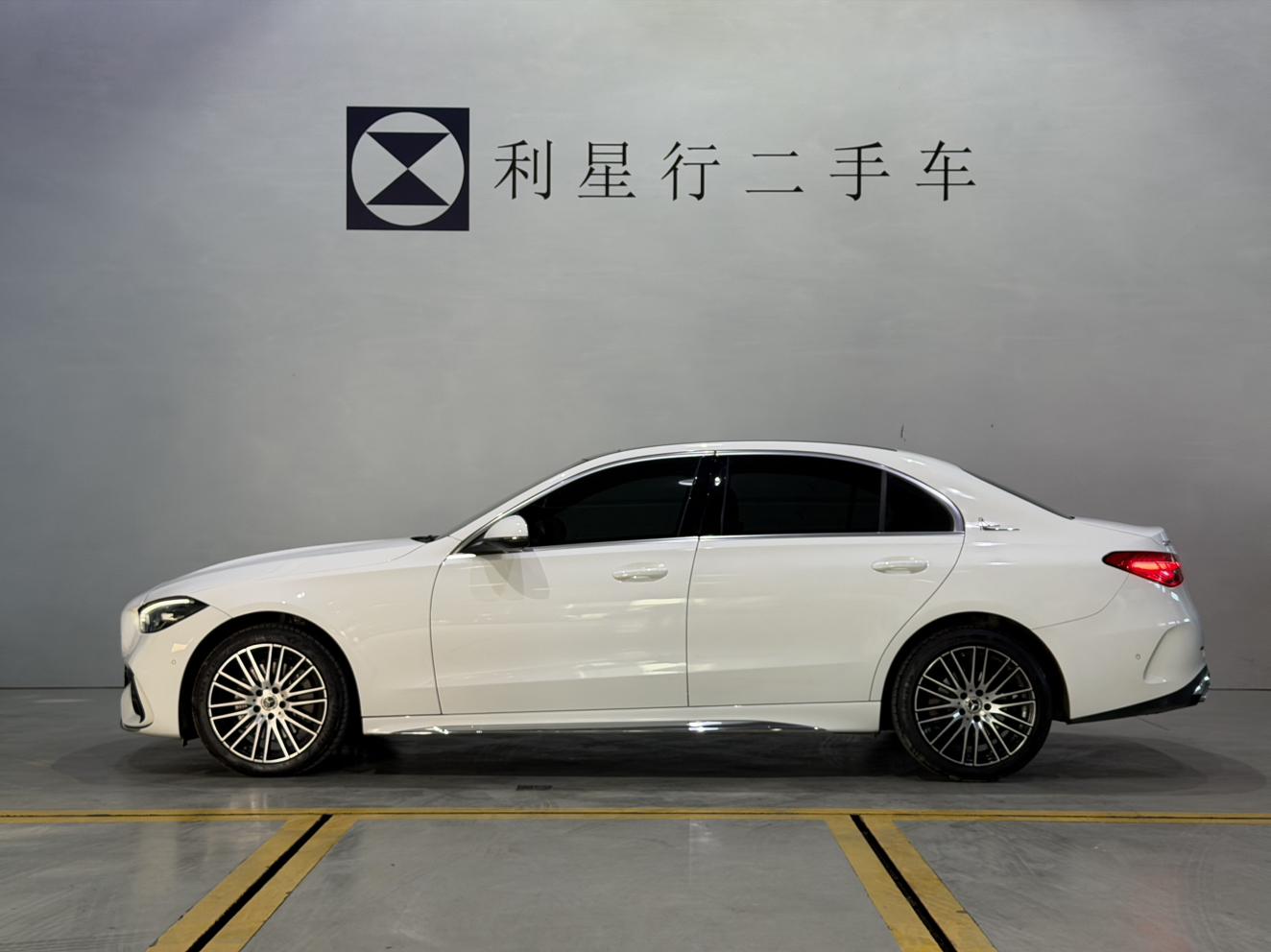 Mercedes-Benz C-Class 2023, фото 2