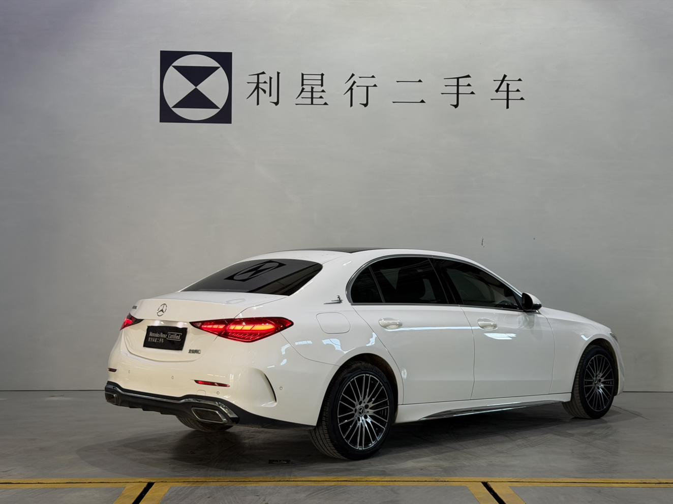 Mercedes-Benz C-Class 2023, фото 3