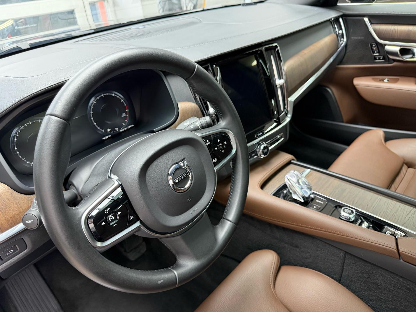 Volvo S90 2021, фото 16