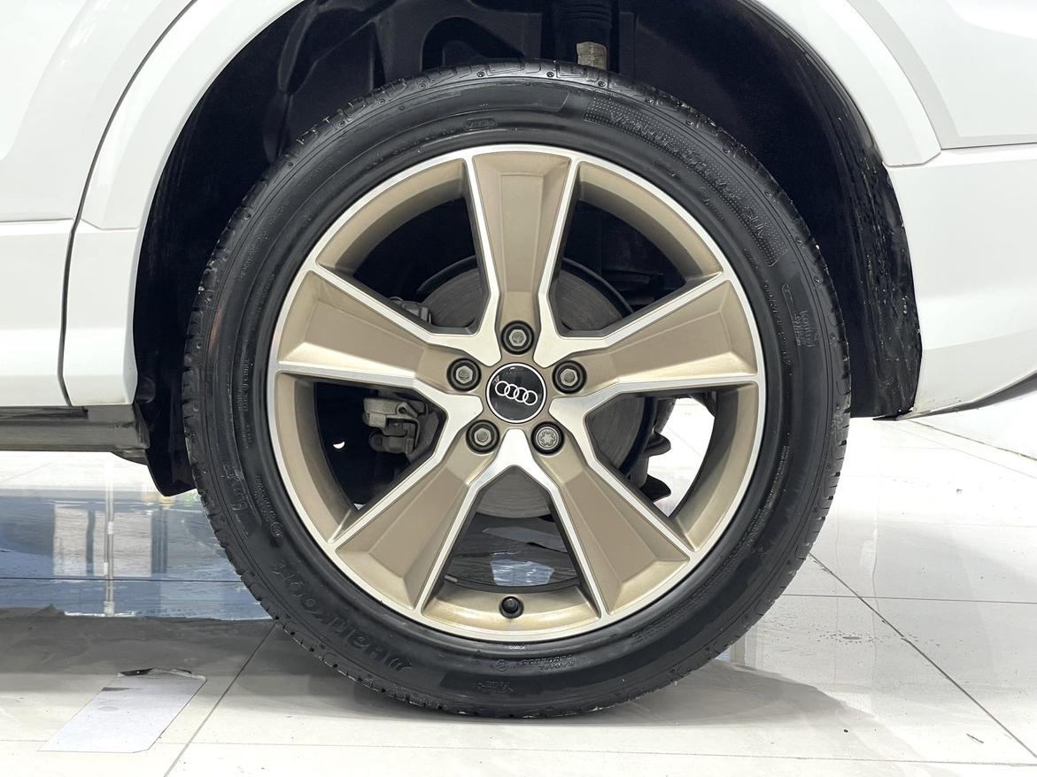 Audi Q2L 2022, фото 14