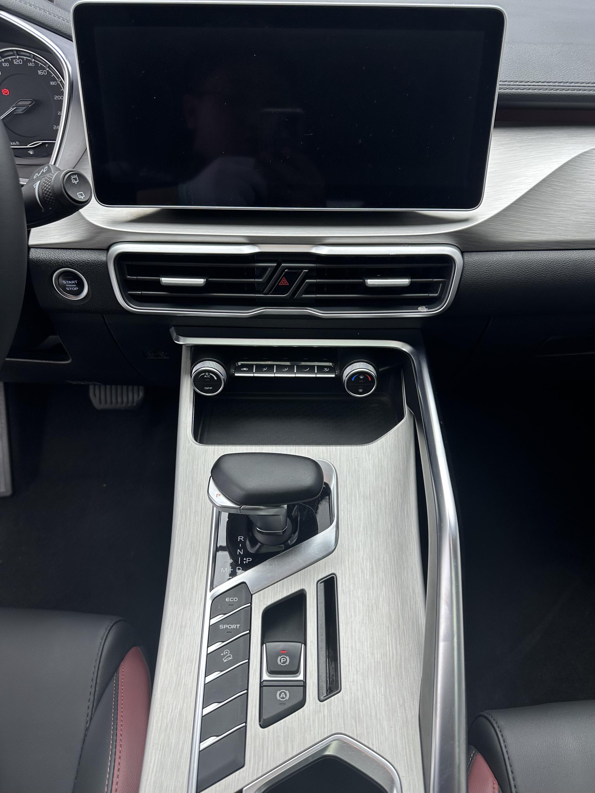 Geely Binyue 2021, фото 15