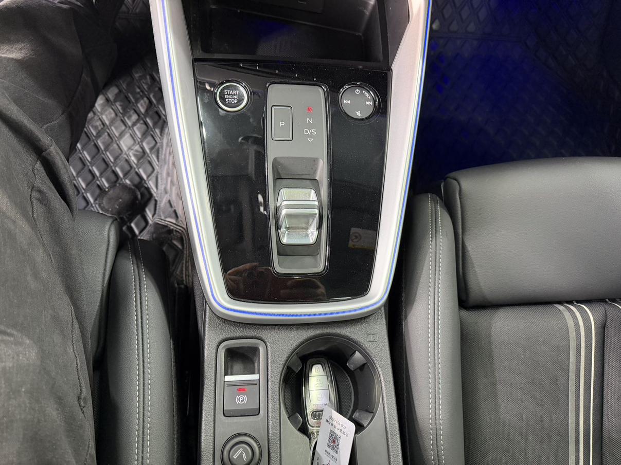 Audi A3 2022, фото 14