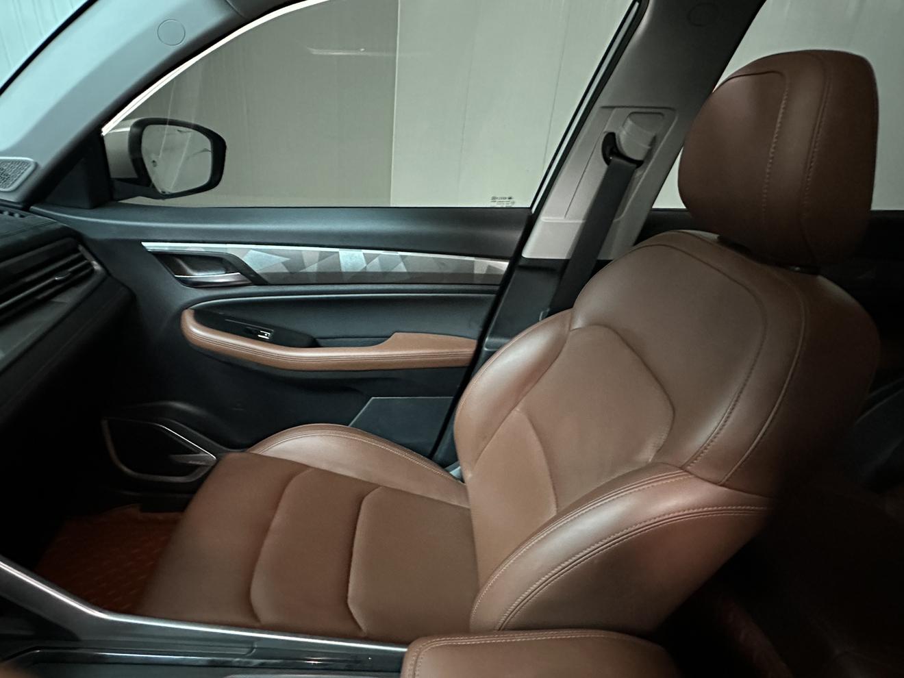 Geely Emgrand X6 2021, фото 10