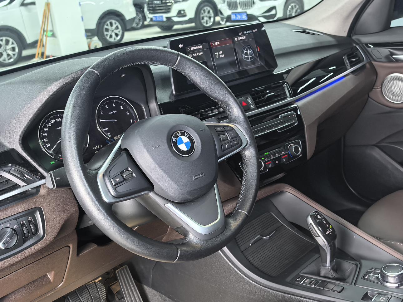 BMW X1 2022, фото 11