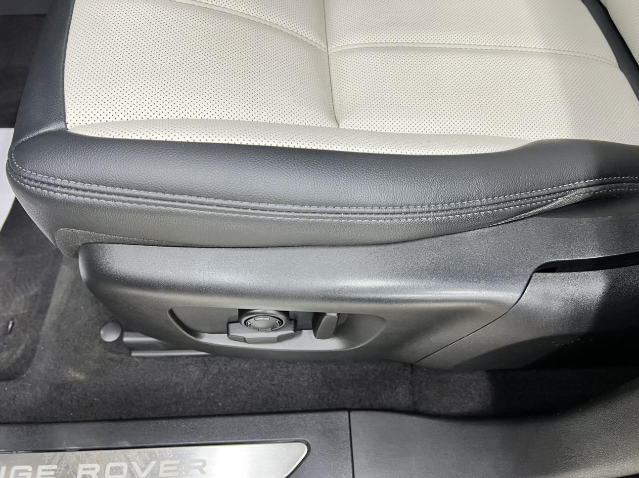 Land Rover Evoque 2021, фото 14