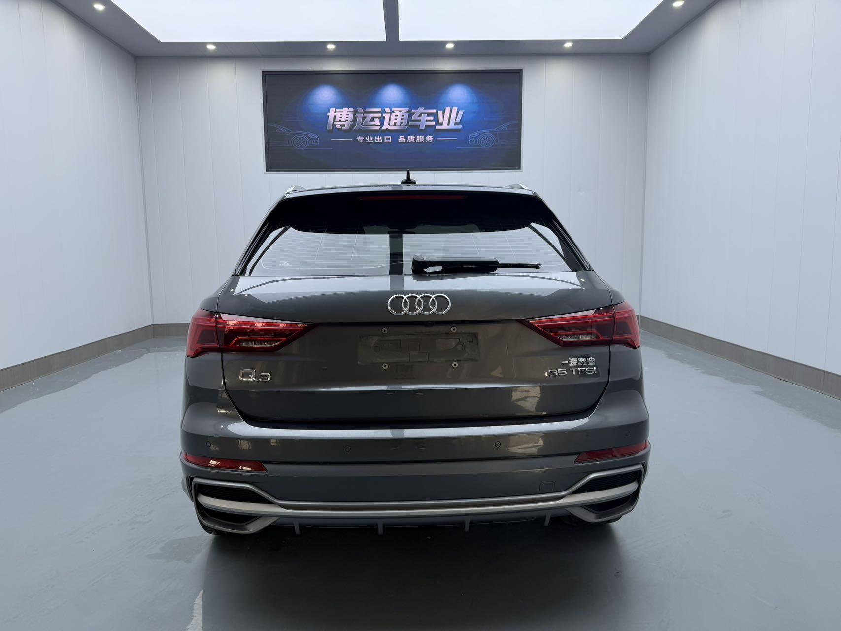 Audi Q3 2022, фото 5