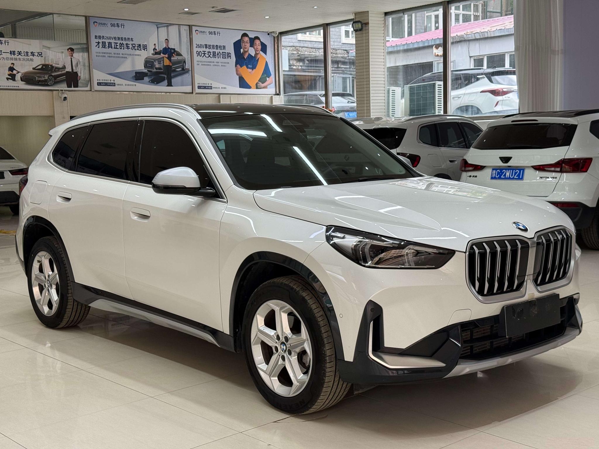 BMW X1 2023, фото 3