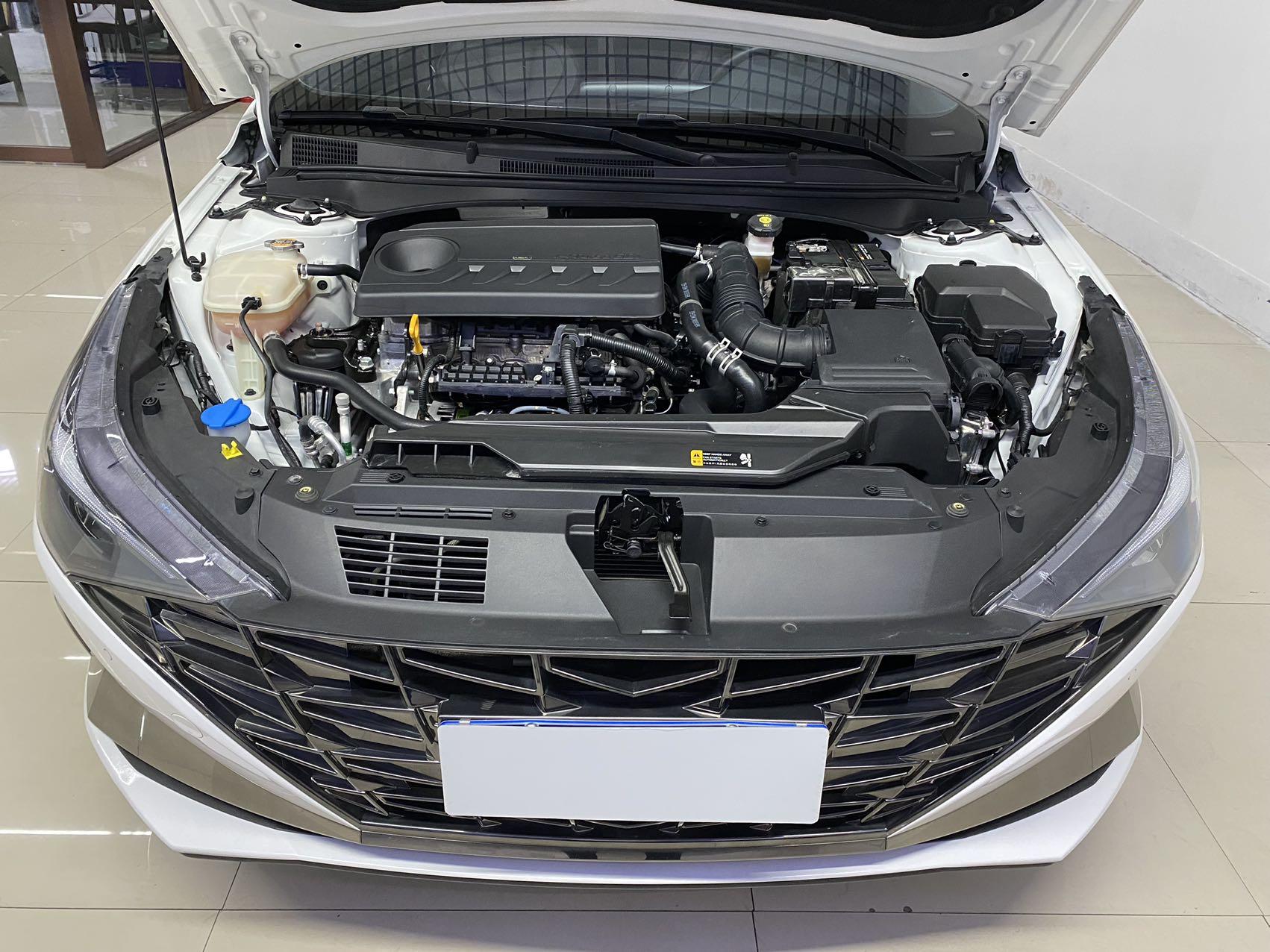Hyundai Elantra 2022, фото 15