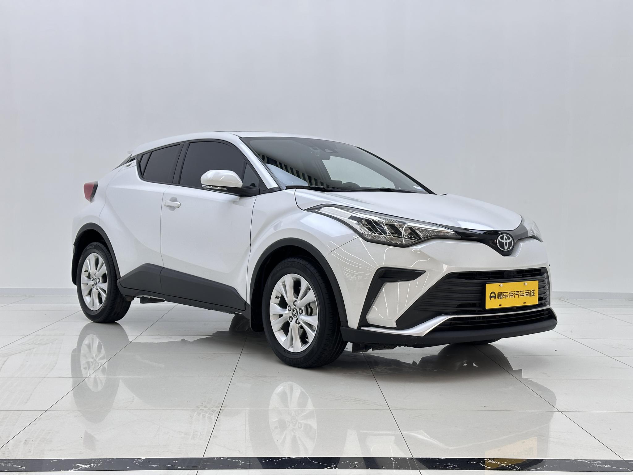 Toyota C-HR 2021, фото 3