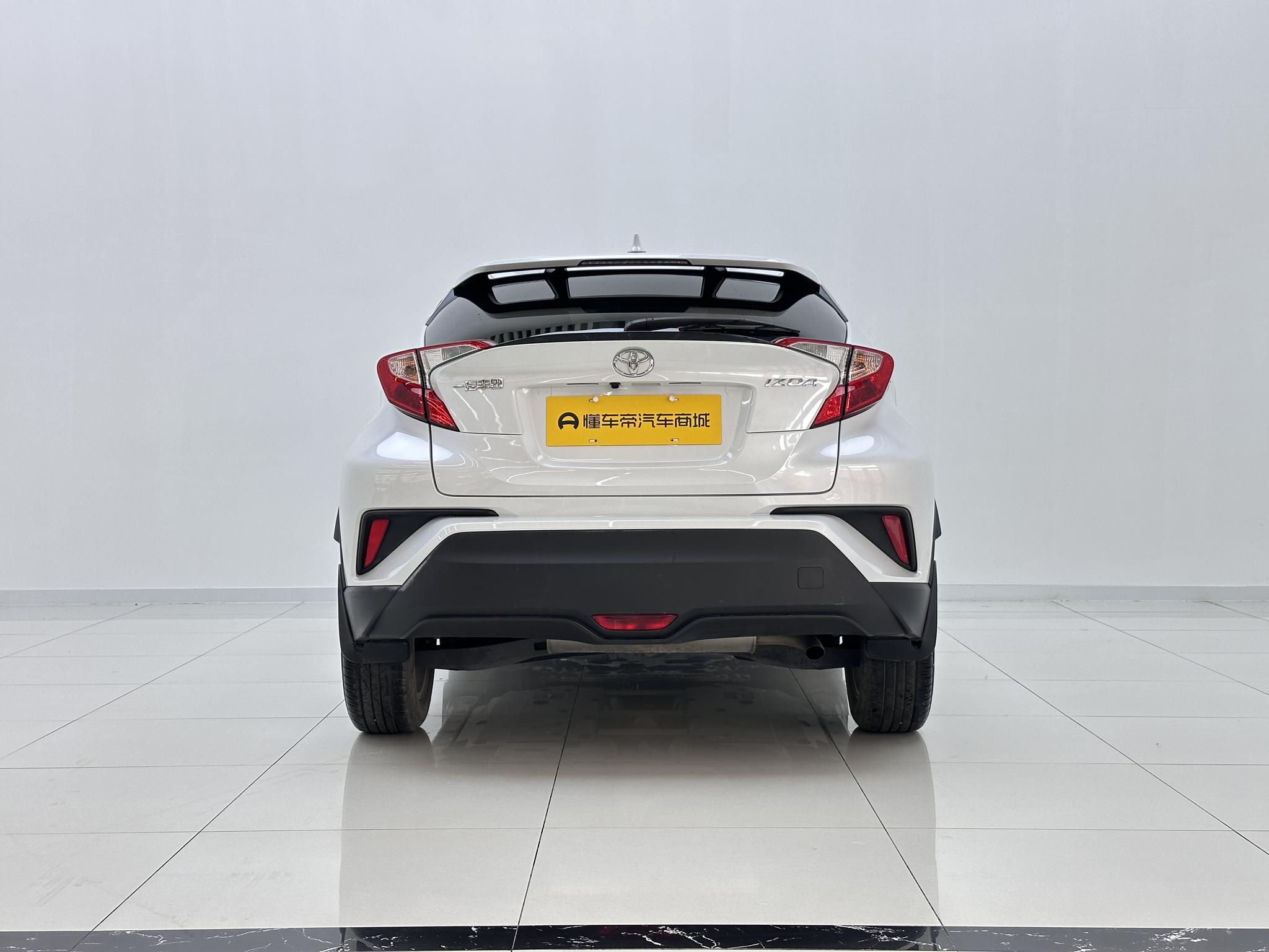Toyota C-HR 2021, фото 6