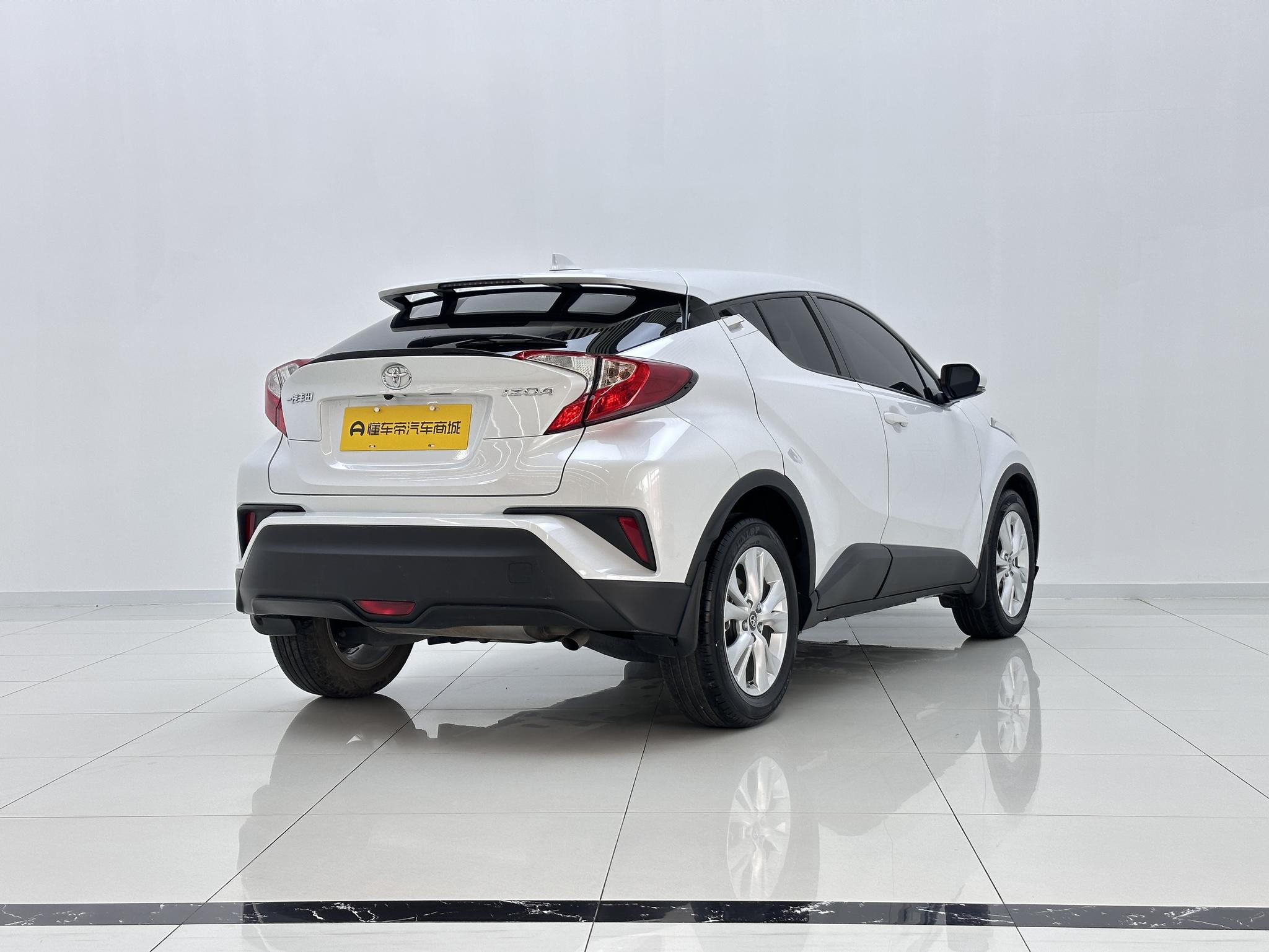 Toyota C-HR 2021, фото 7