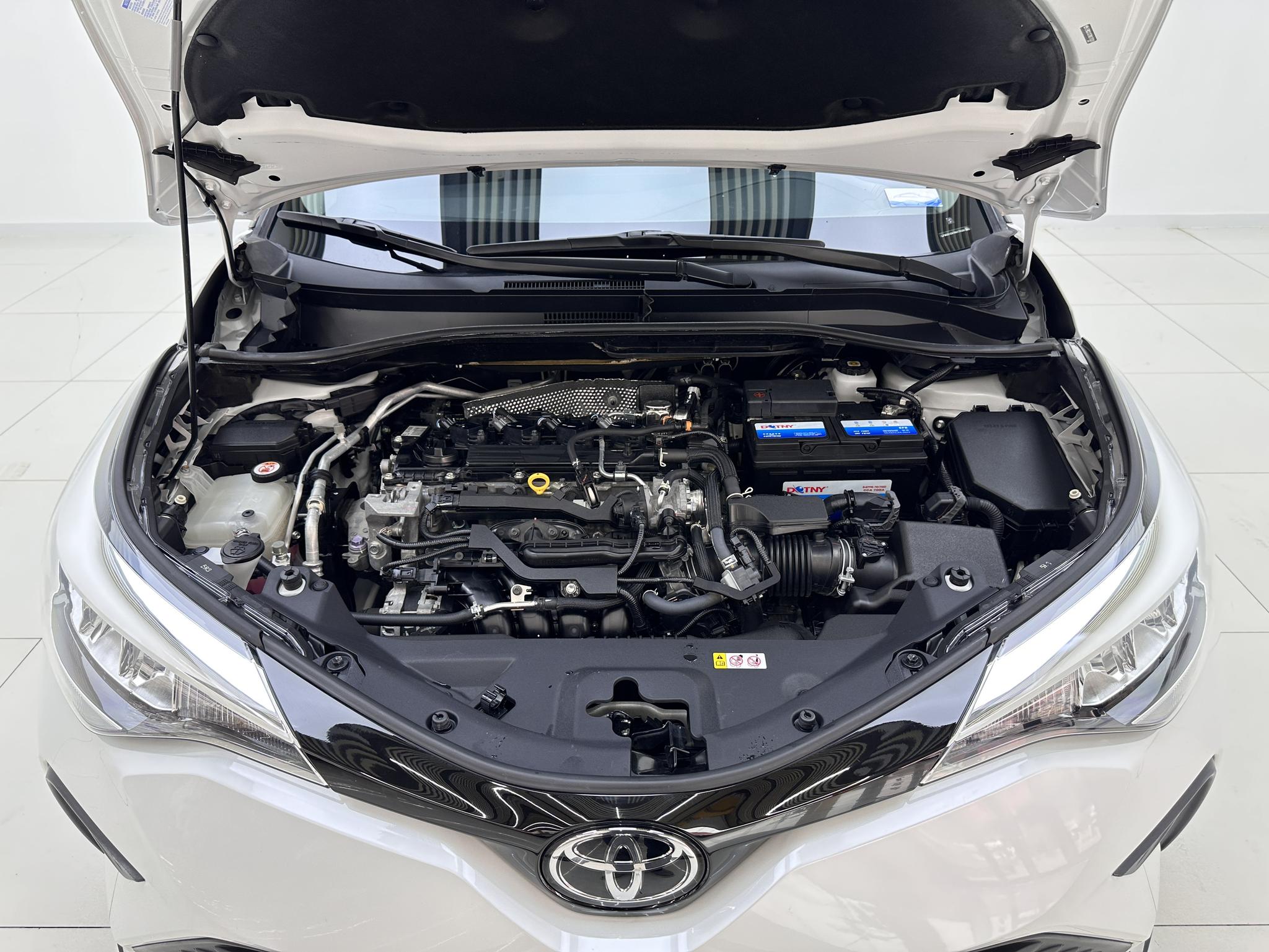 Toyota C-HR 2021, фото 17