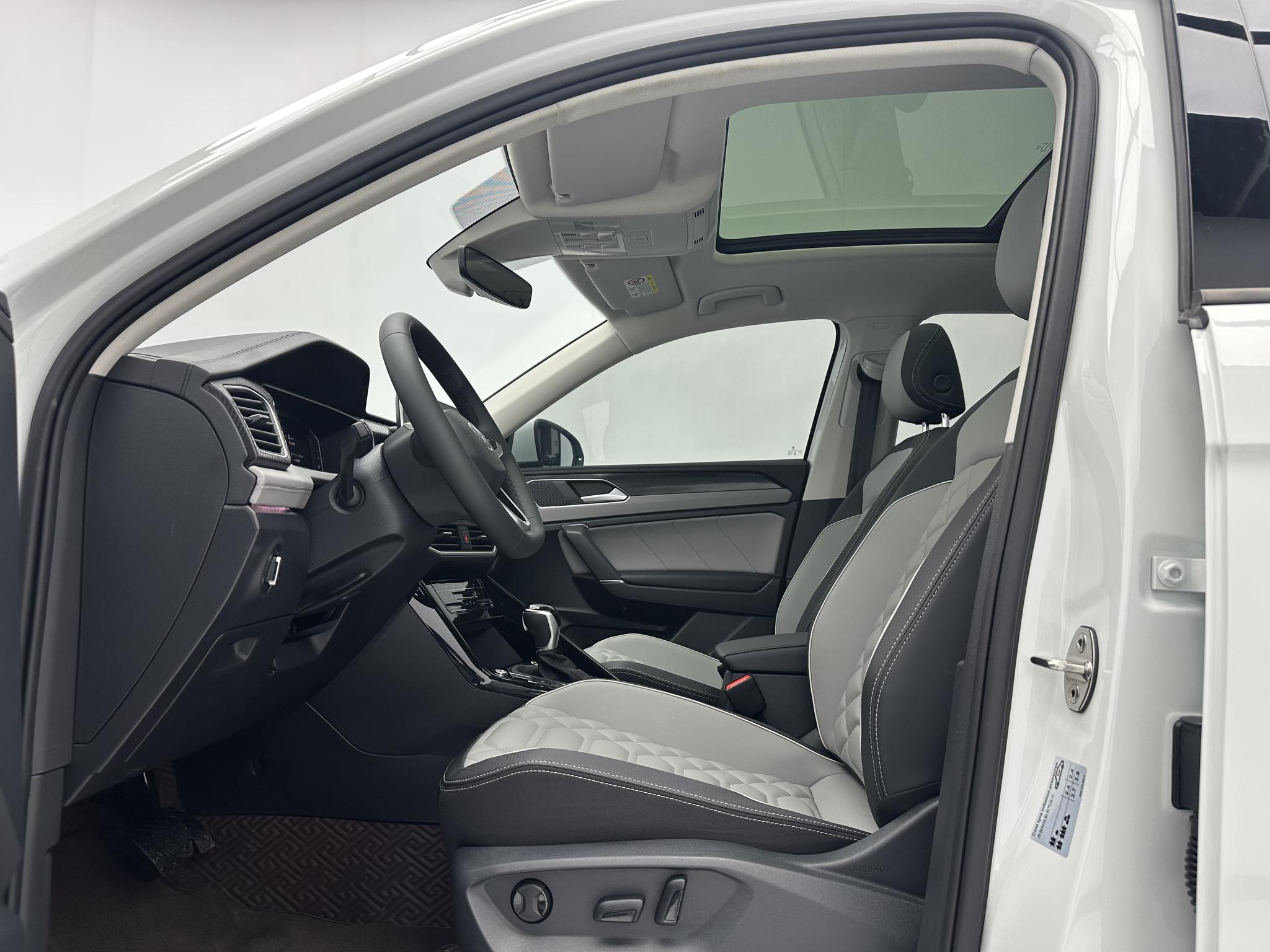 Volkswagen Tayron 2023, фото 5