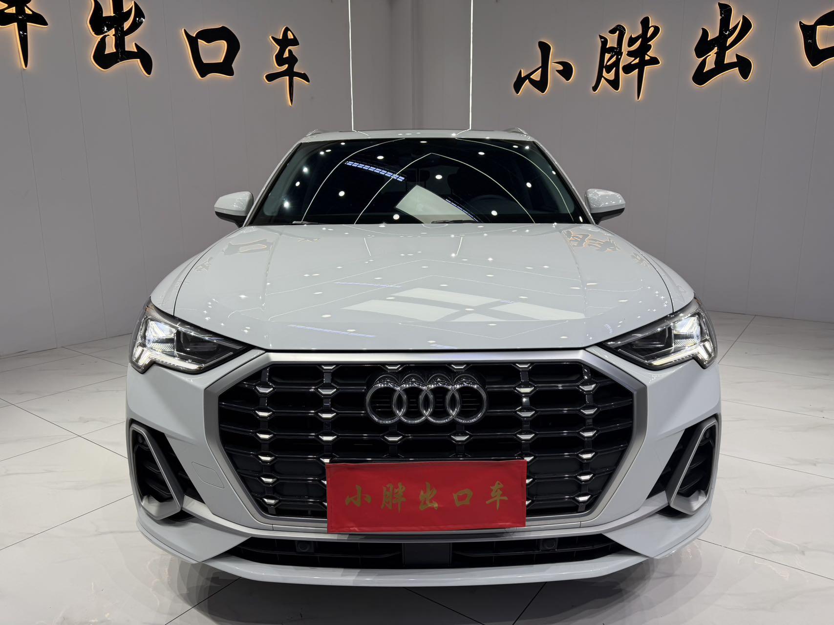 Audi Q3 2022, фото 2