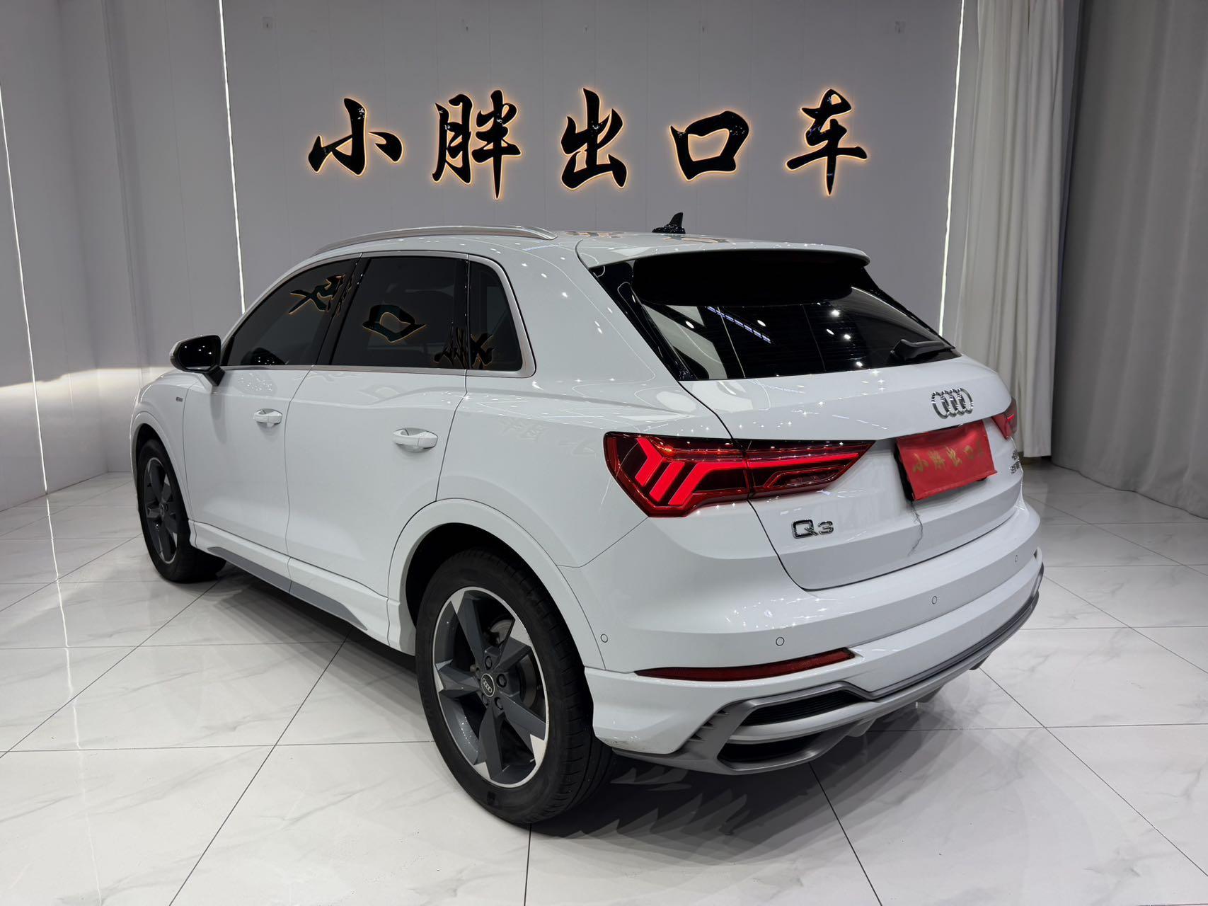 Audi Q3 2022, фото 6