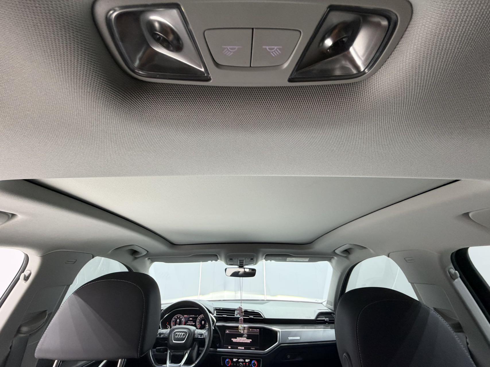 Audi Q3 2022, фото 14