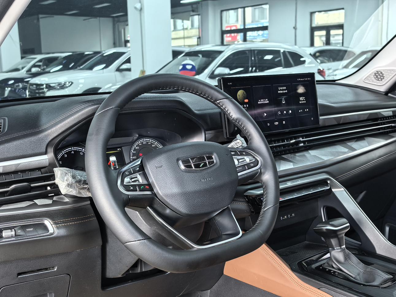 Geely Emgrand X6 2021, фото 10