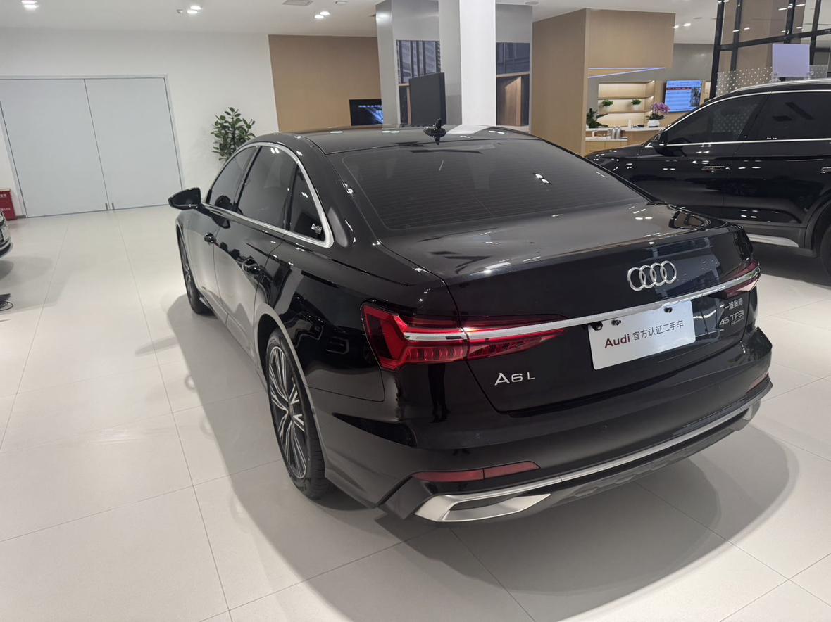 Audi A6L 2023, фото 8