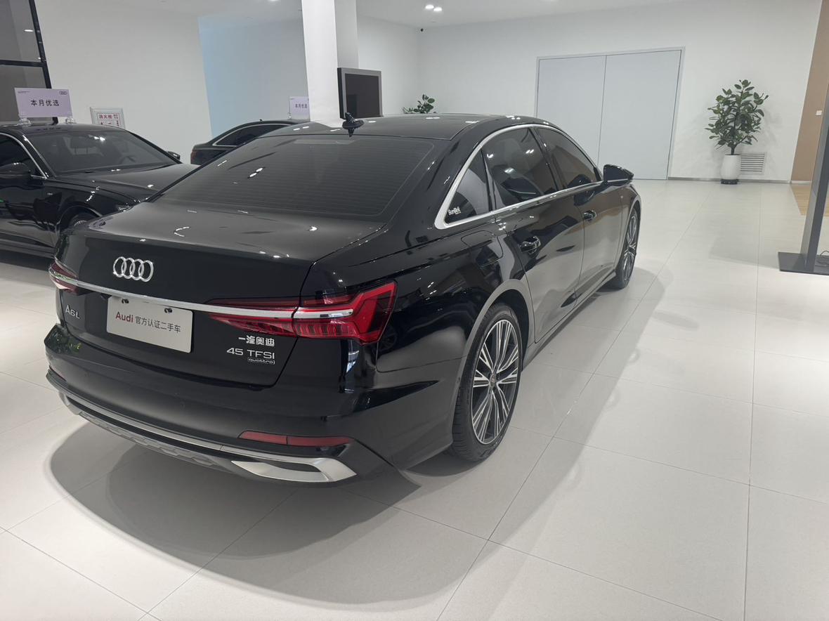 Audi A6L 2023, фото 9