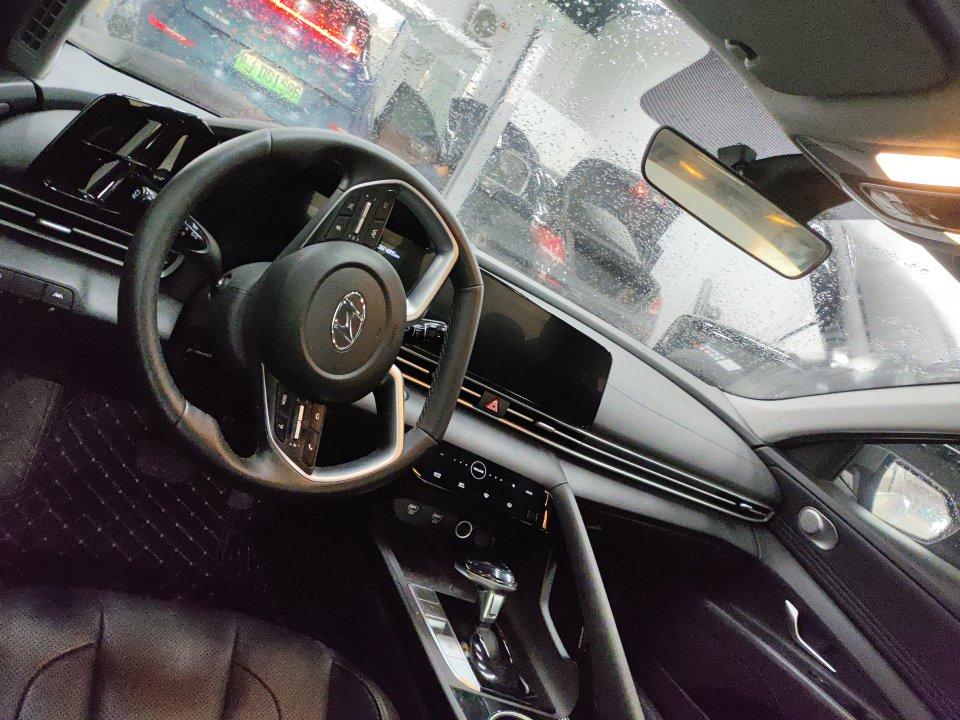 Hyundai Elantra 2022, фото 14