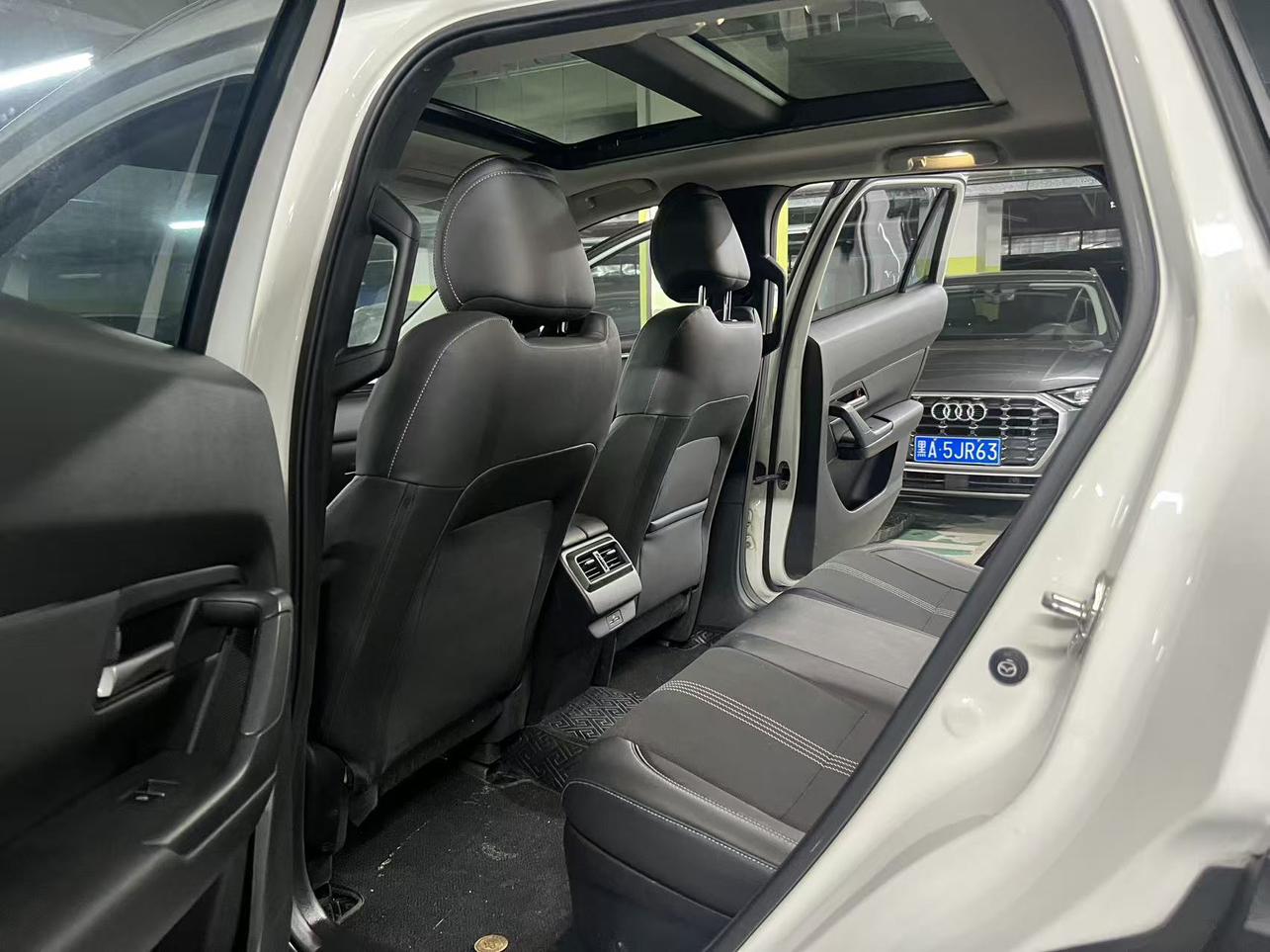 Mazda CX-50 2023, фото 8