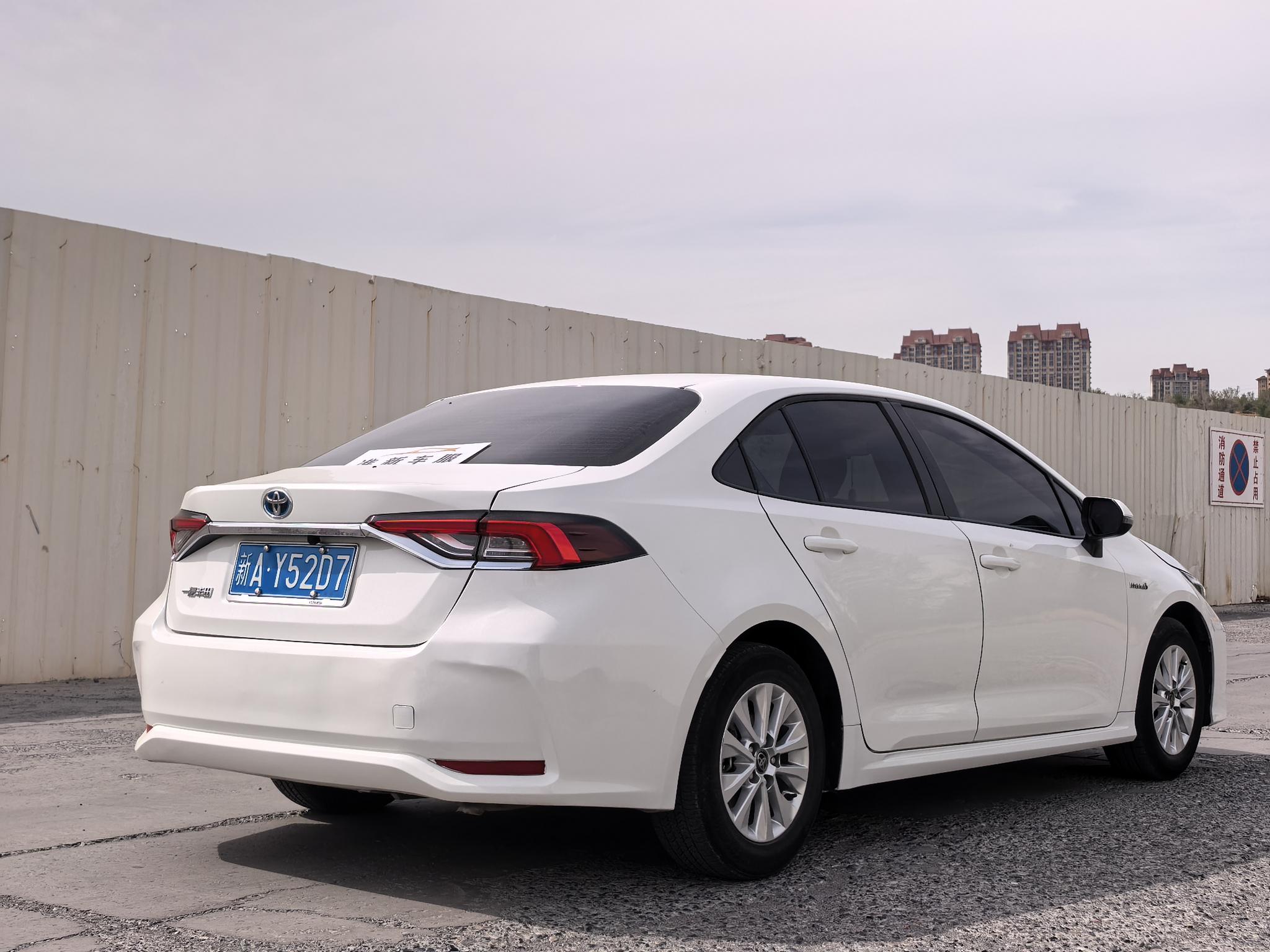 Toyota Corolla 2023, фото 16