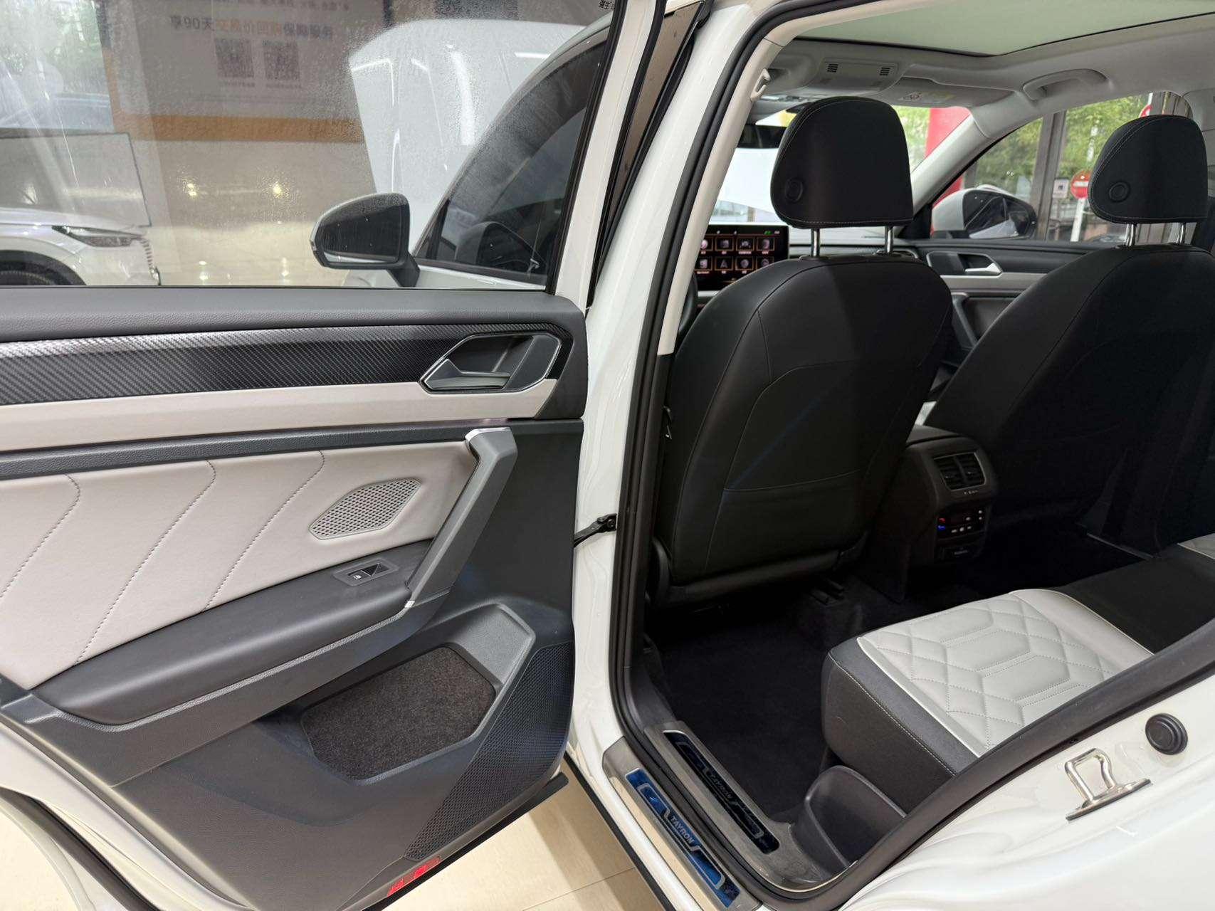 Volkswagen Tayron 2023, фото 17