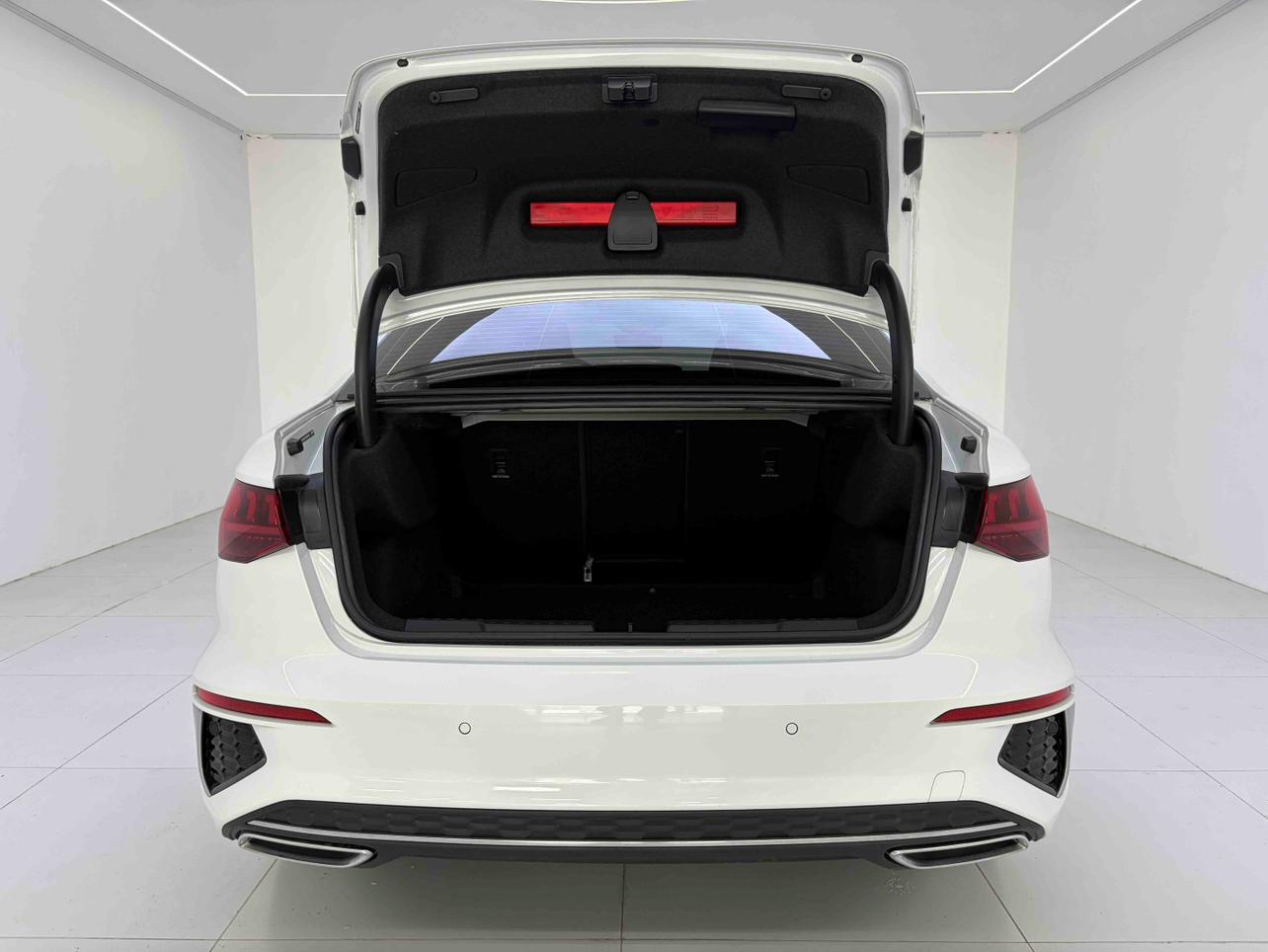 Audi A3 2023, фото 14