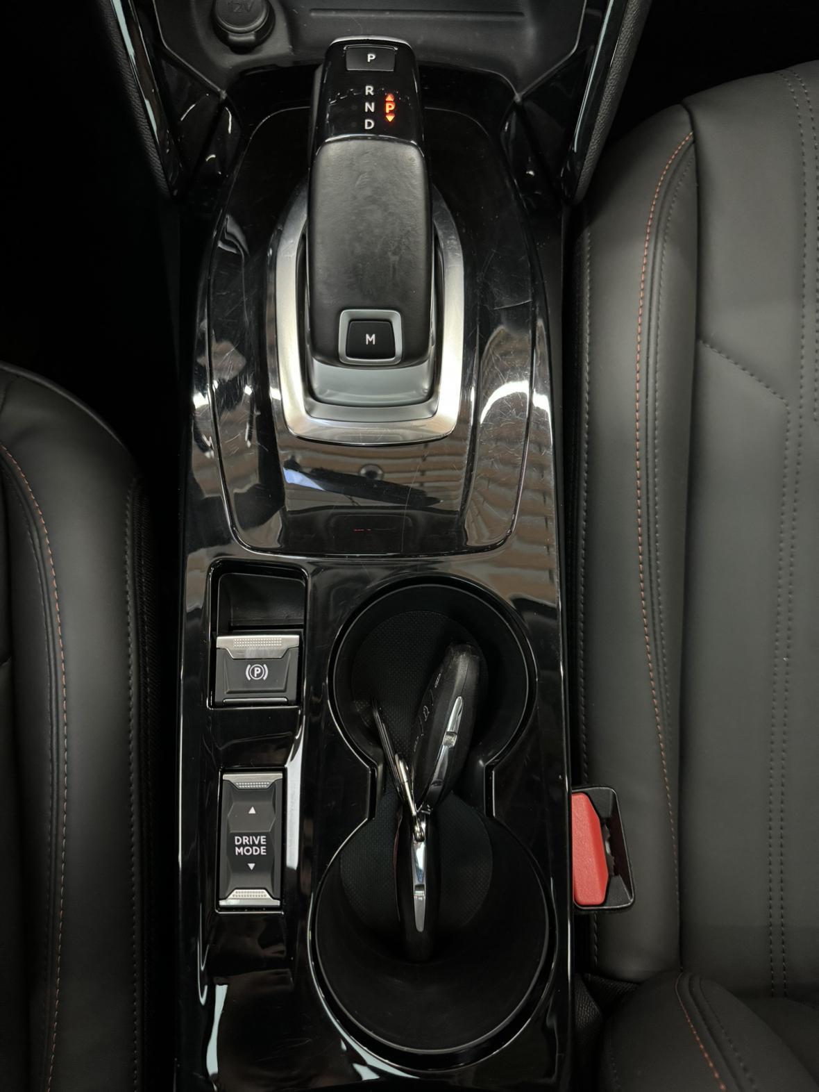 Peugeot 2008 2022, фото 17