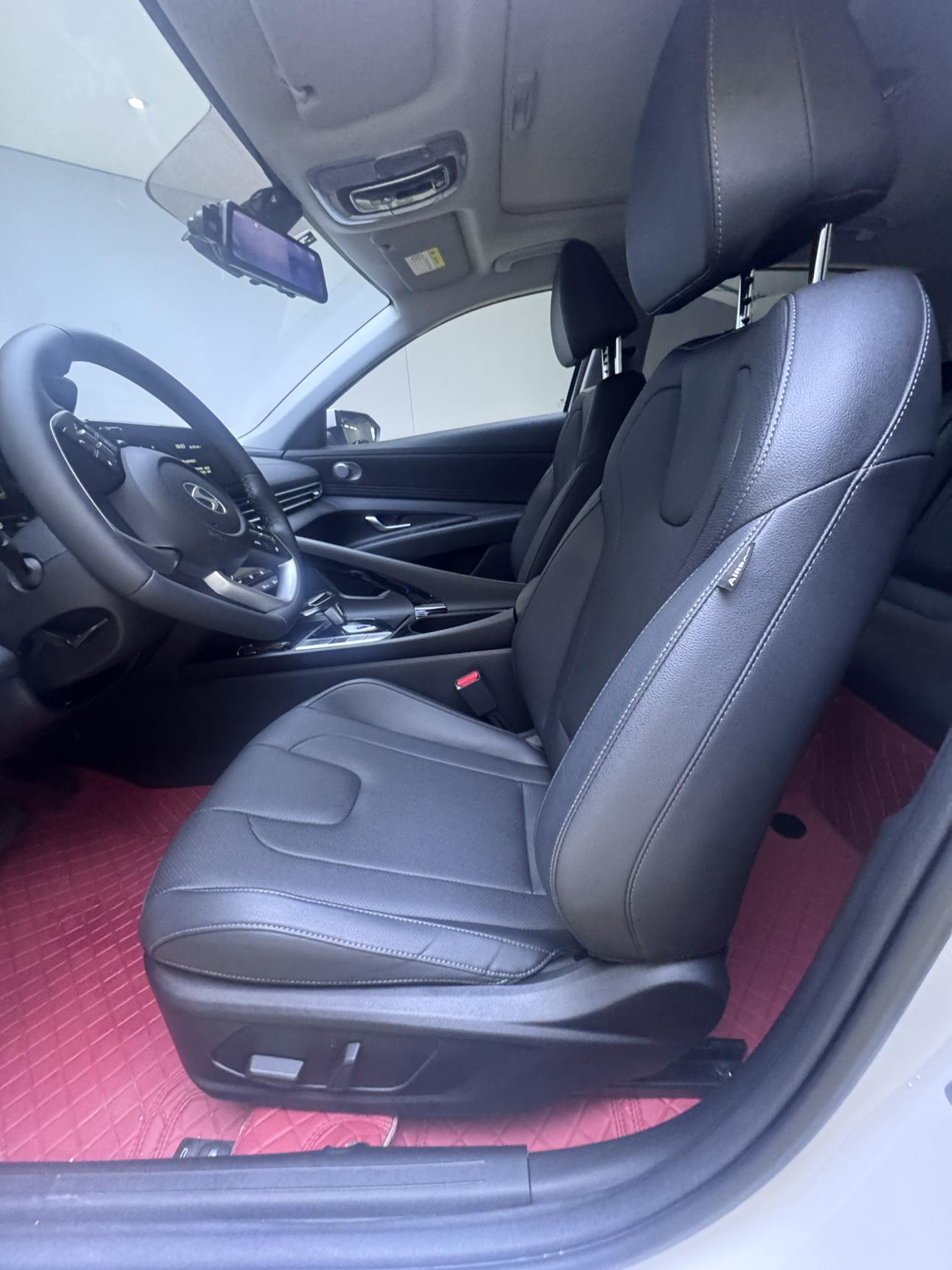 Hyundai Elantra 2023, фото 14