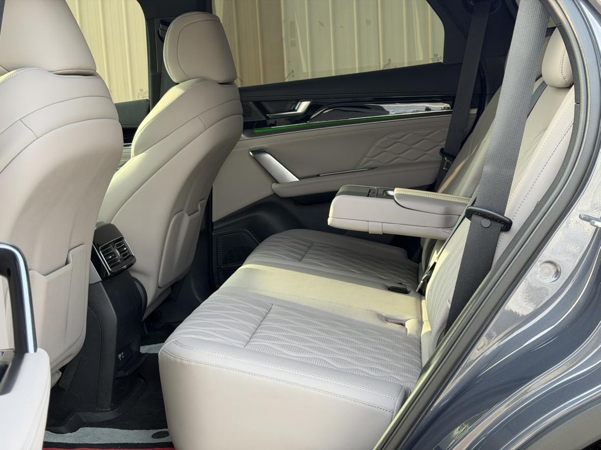 BYD Tang 2024, фото 5