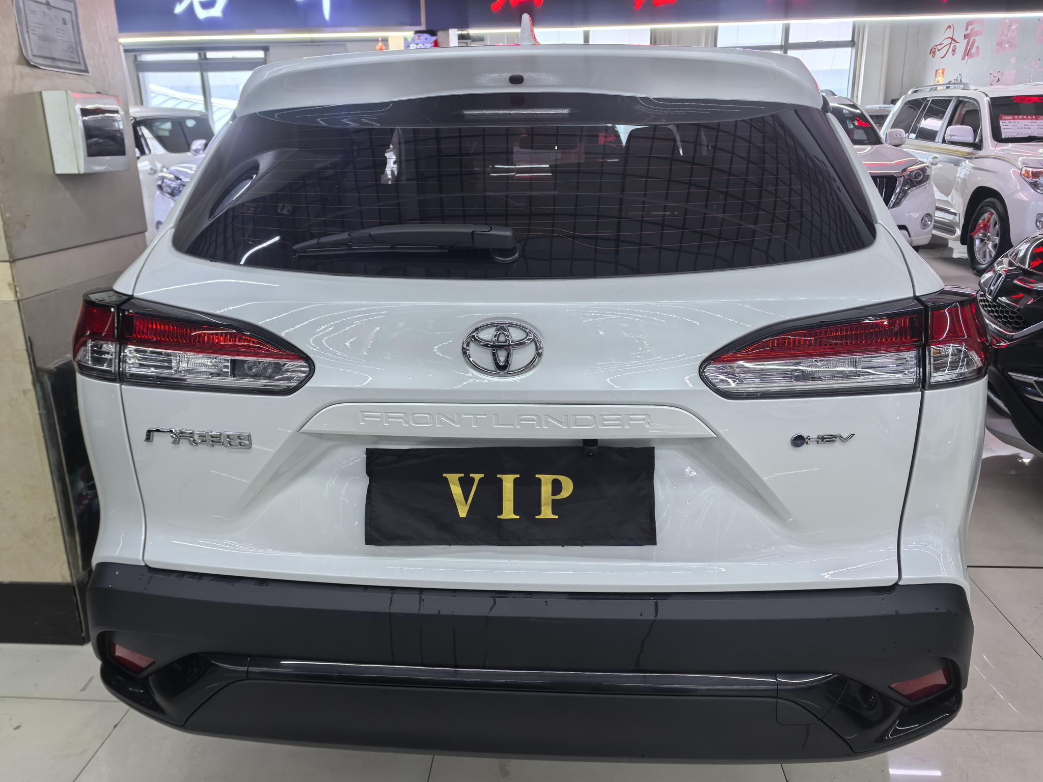 Toyota RAV4 2024, фото 5