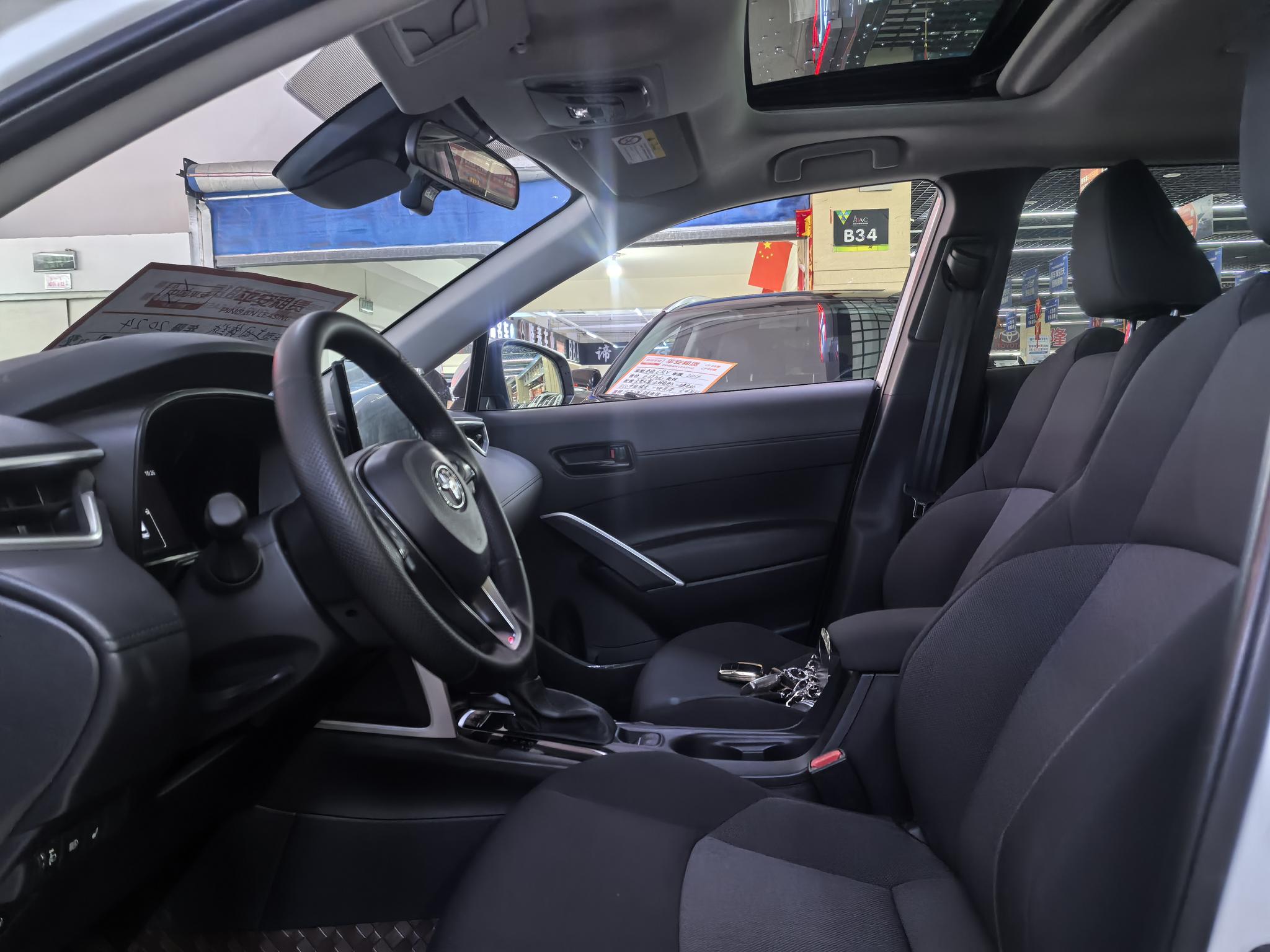 Toyota RAV4 2024, фото 8