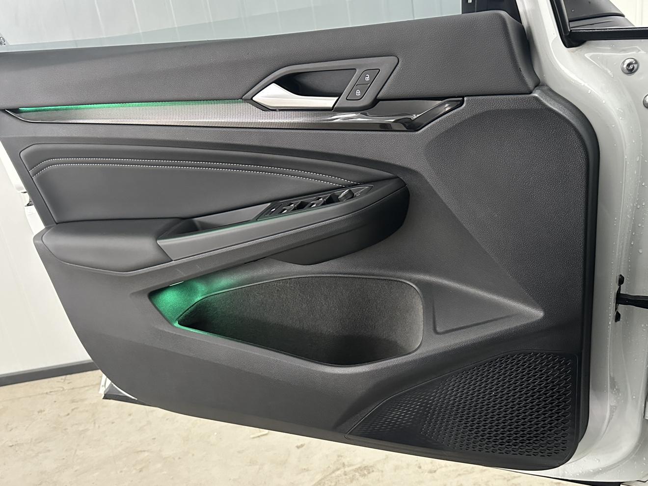 Volkswagen Golf 2021, фото 7