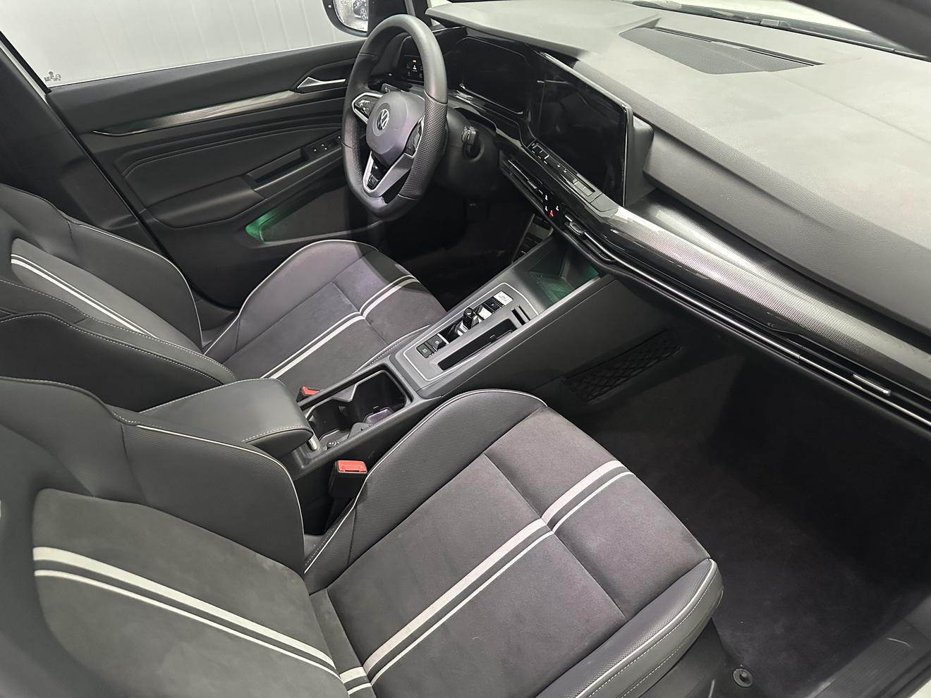 Volkswagen Golf 2021, фото 16