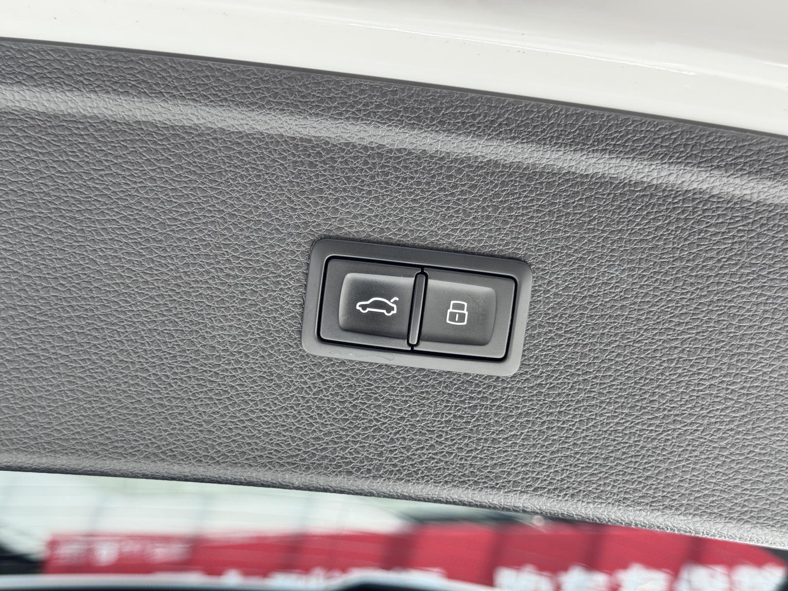 Audi Q5L 2021, фото 7