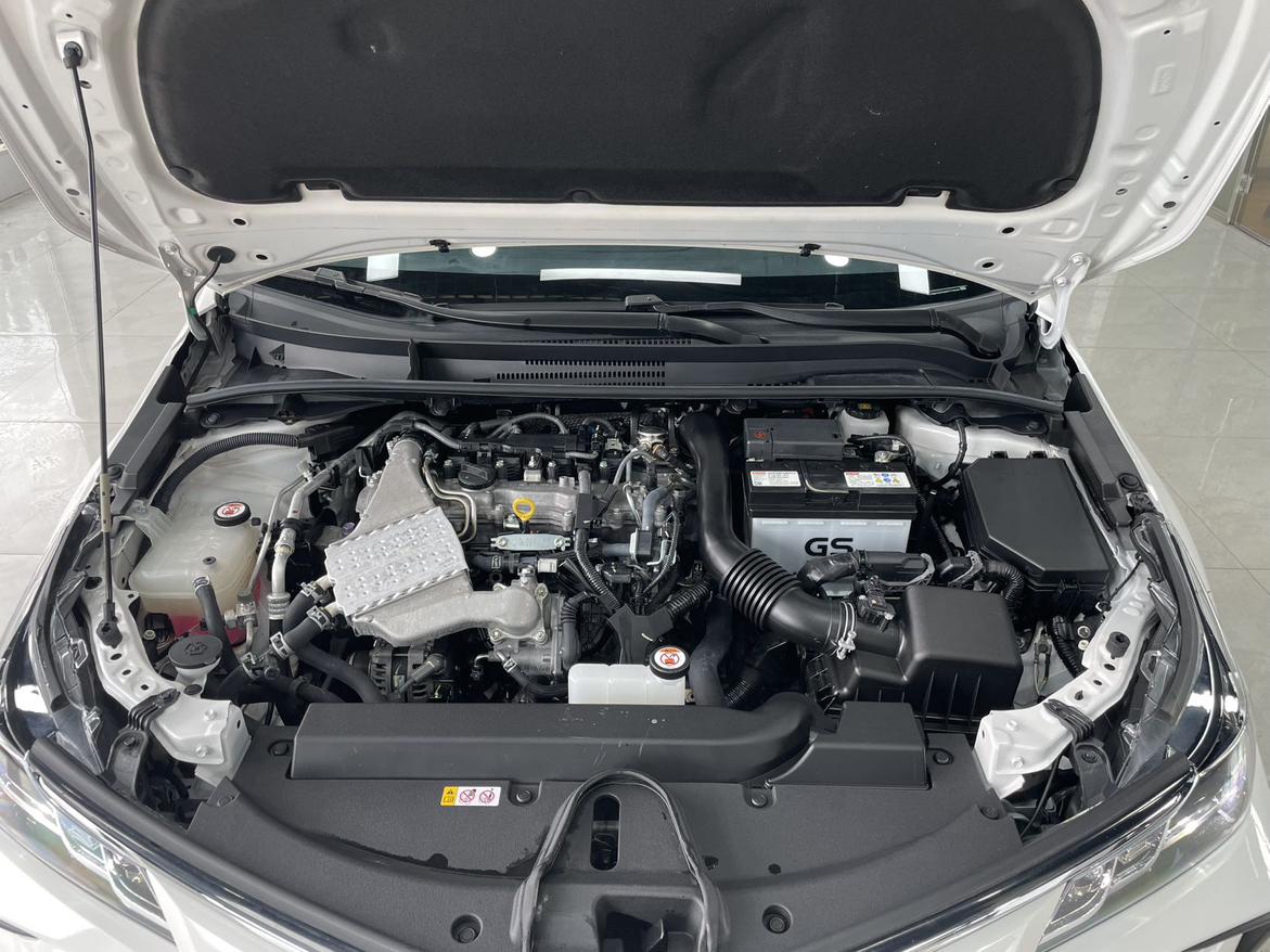 Toyota Corolla 2023, фото 15