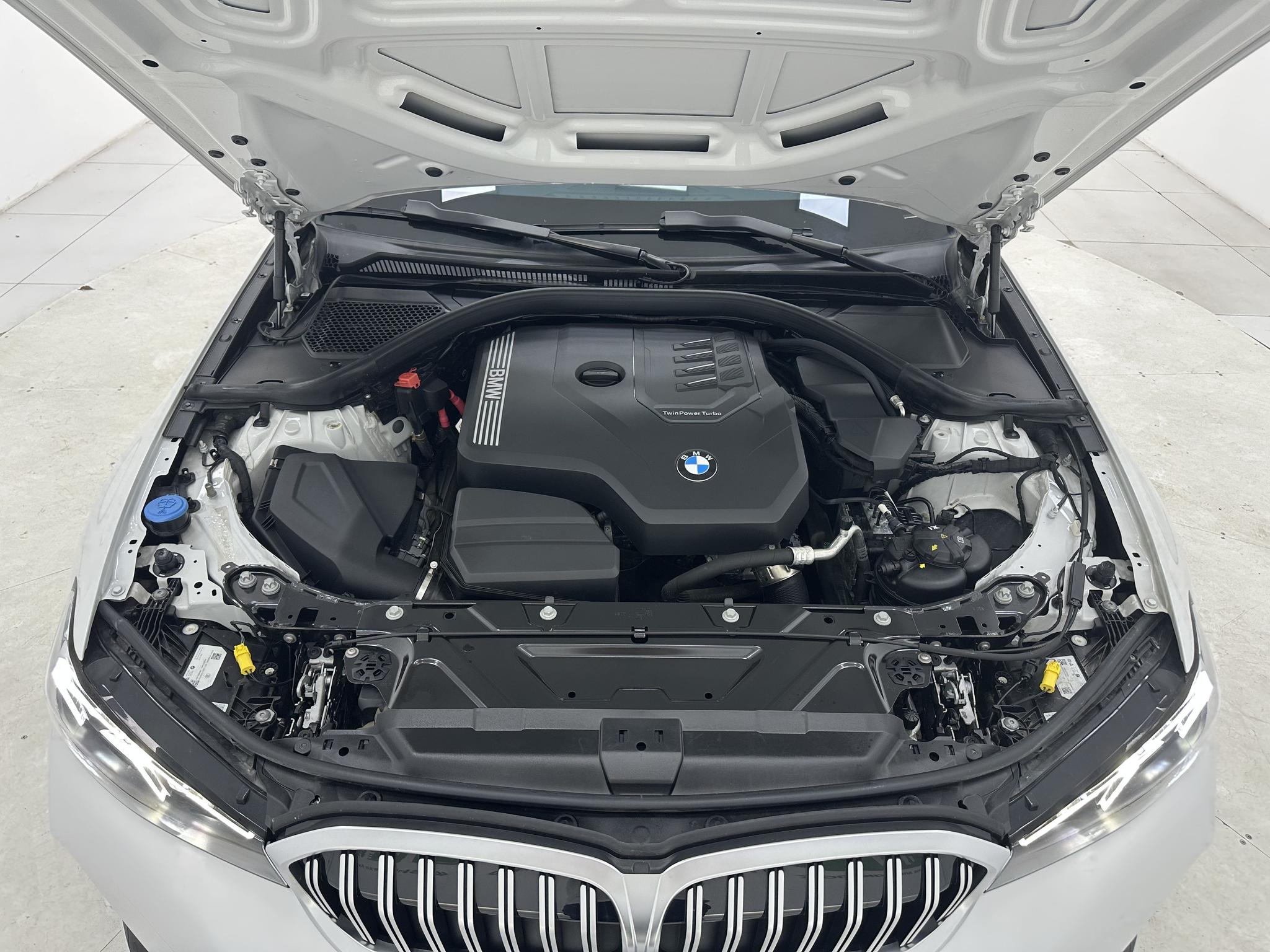 BMW 3 2023, фото 17