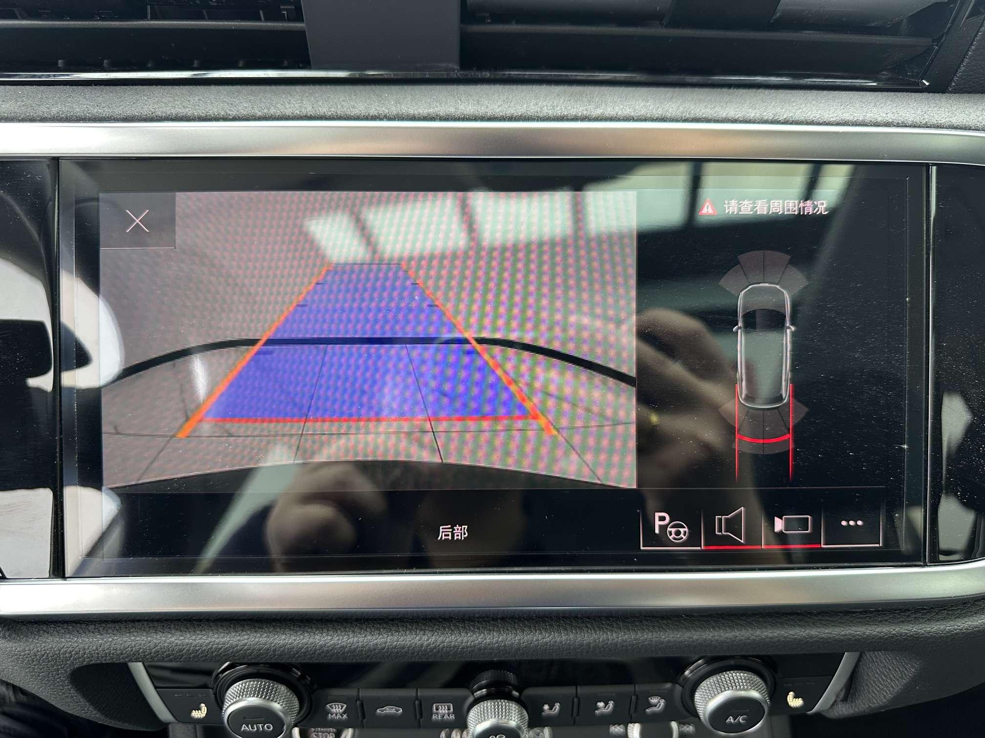 Audi Q3 2022, фото 16