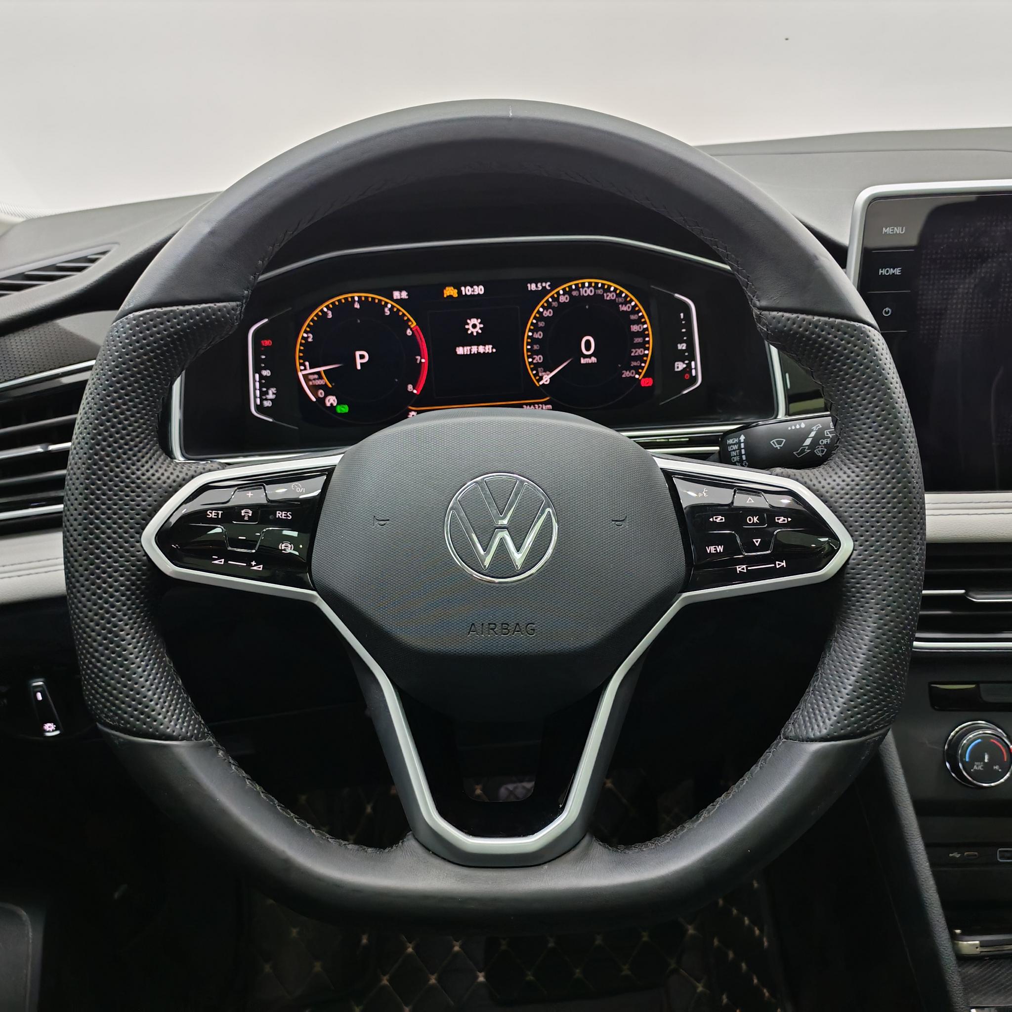 Volkswagen Tiguan 2023, фото 12