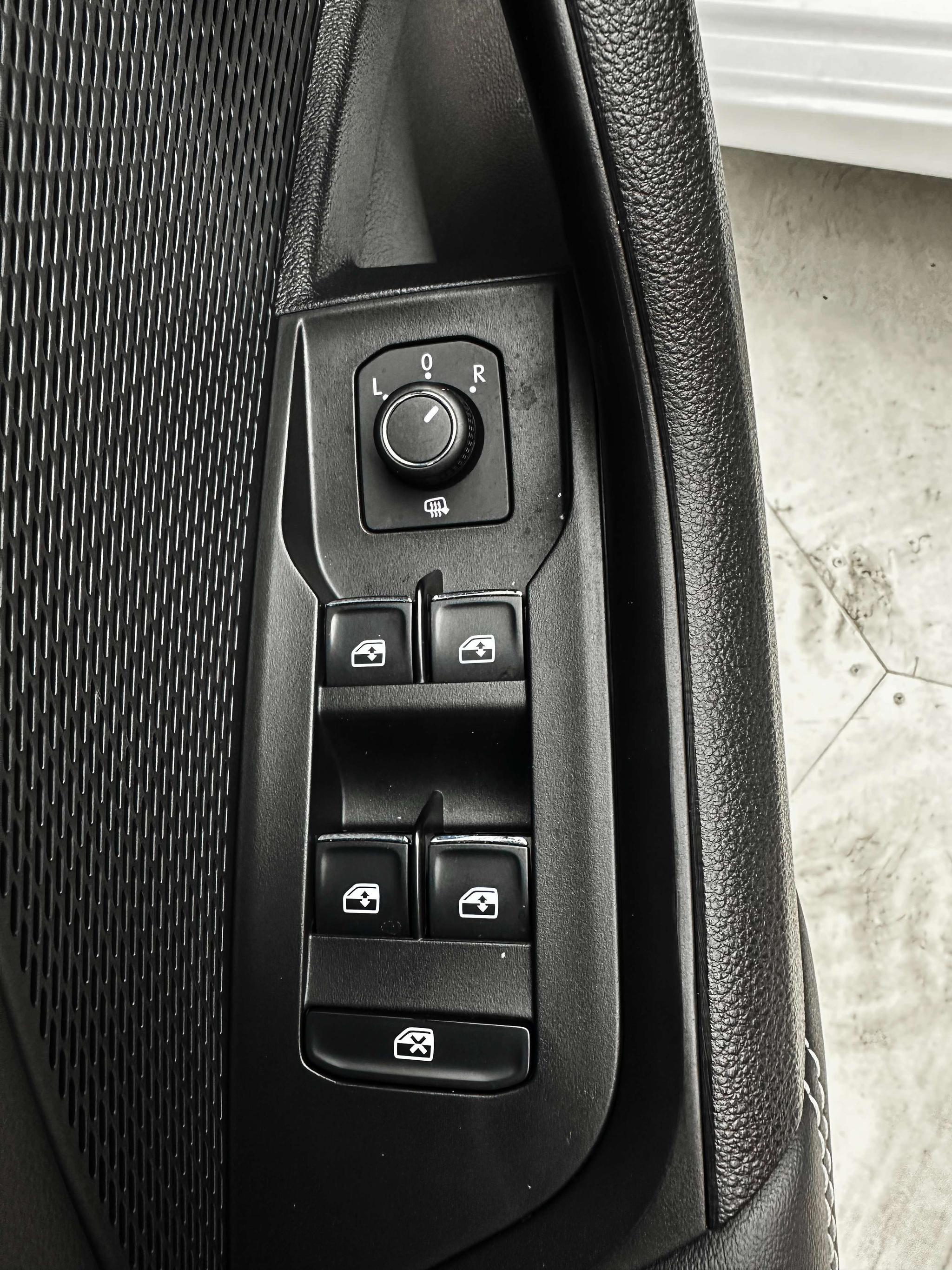 Skoda Octavia 2023, фото 16