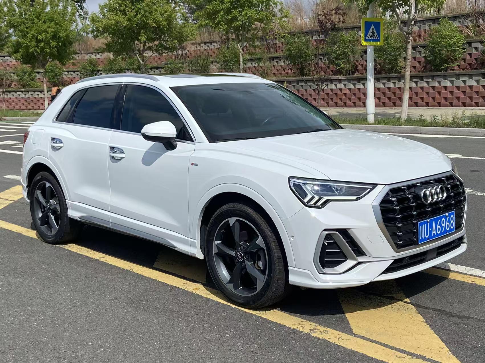 Audi Q3 2022, фото 2